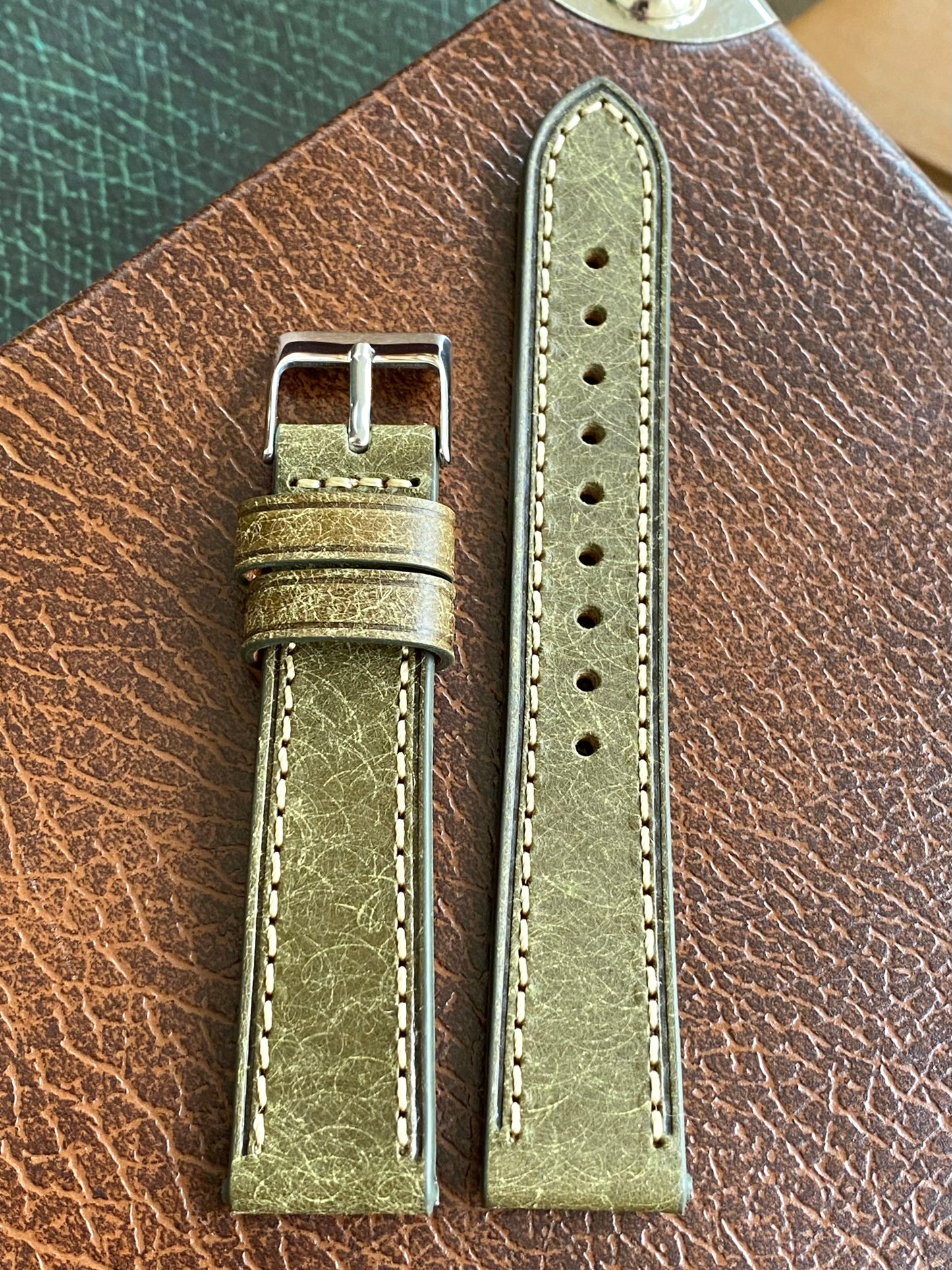 Bracelet de Montre Vintage - VERT 18mm - Cuir Véritable de Haute Qualité