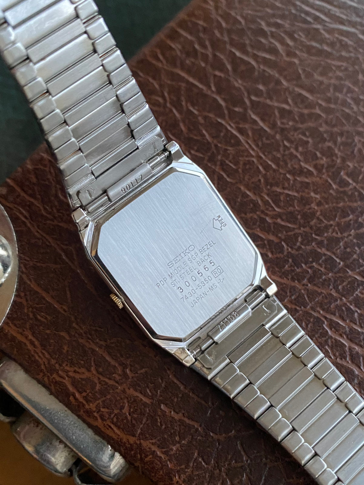 Seiko Tank Quartz Montre Vintage Or - Acier 1980