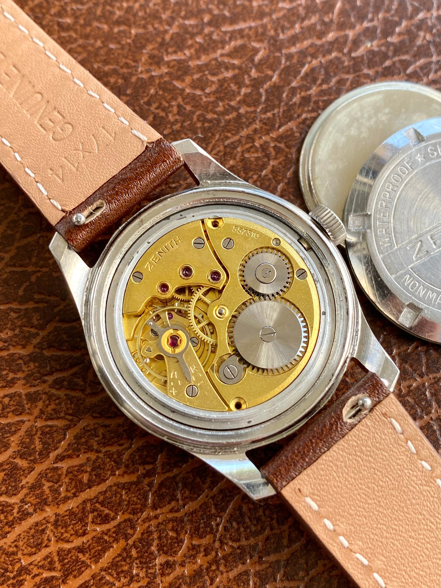 Zenith Montre Vintage Mécanique Cadran Guilloché Cal.106 - 1960