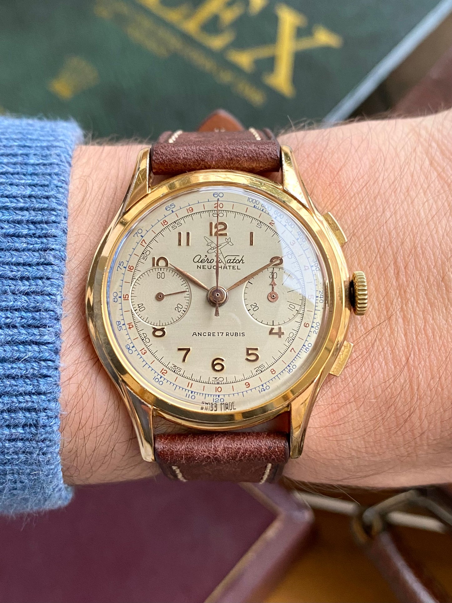 AéroWatch Montre Vintage Chronographe Suisse Plaqué Or - Mecanique Landeron 48 - 1950