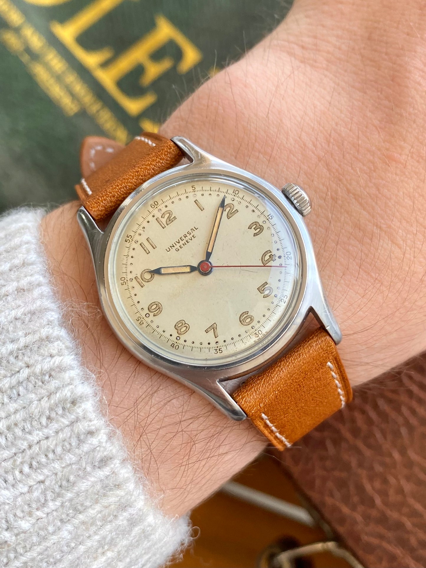 Universal Genève Military Watch - Ref.20724 Cal.263 Enversteel Montre Vintage Mécanique 1945