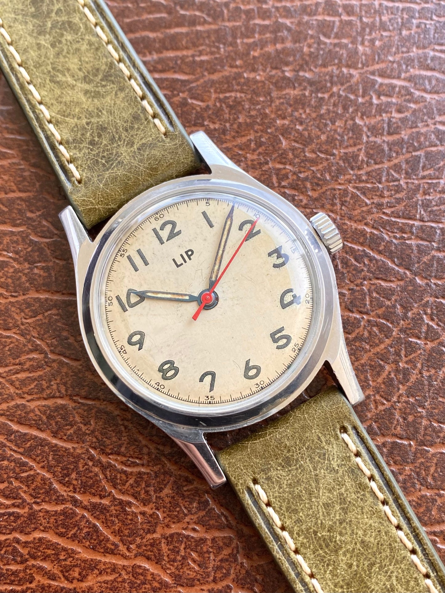 LIP R25 Made In France - Montre Militaire (Civile) Mécanique Vintage - R25 1940