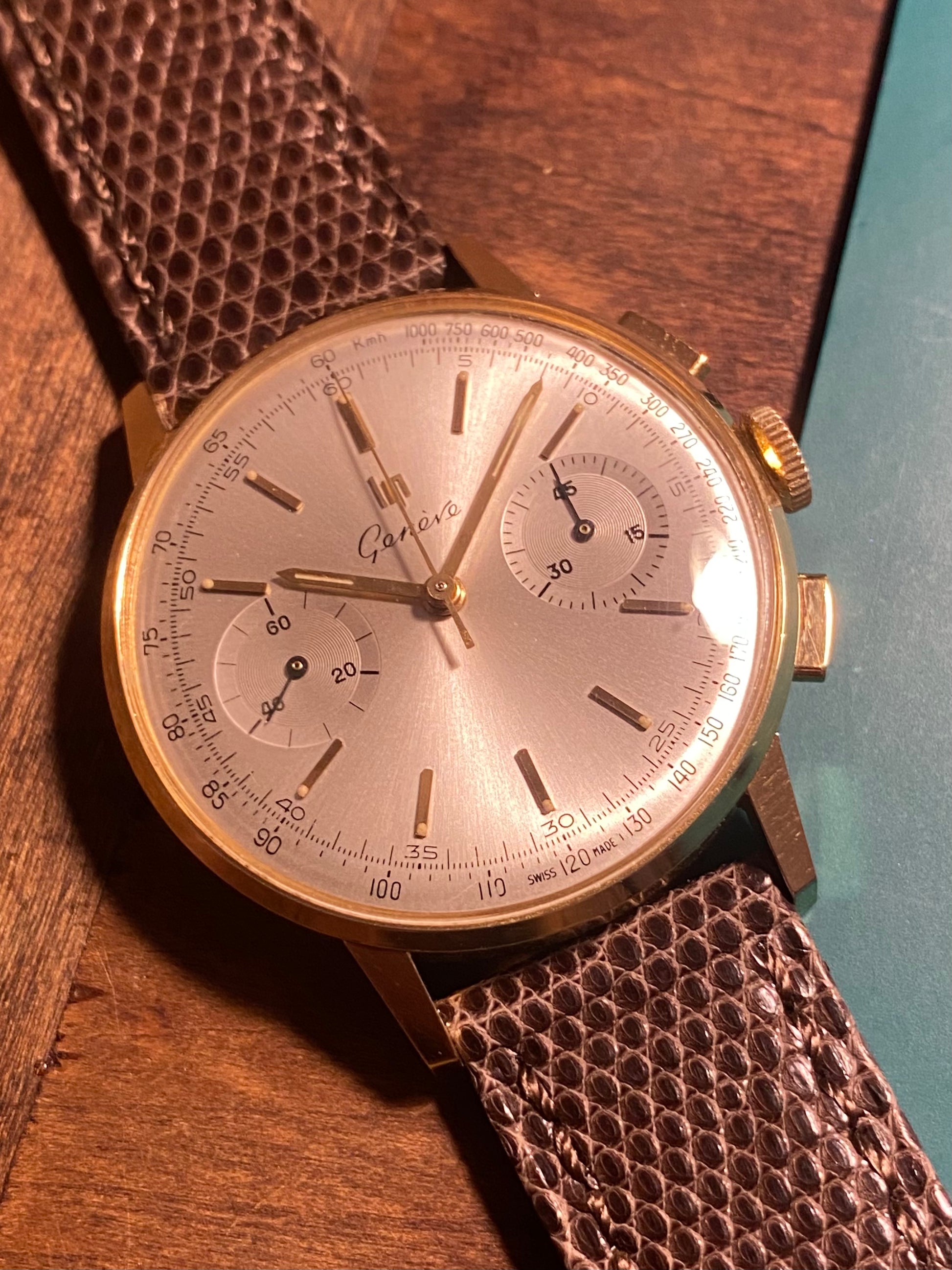 LIP Geneve Chronographe RCH830 Venus 188 Montre Vintage Mecanique 1960 L Heure Des Montres