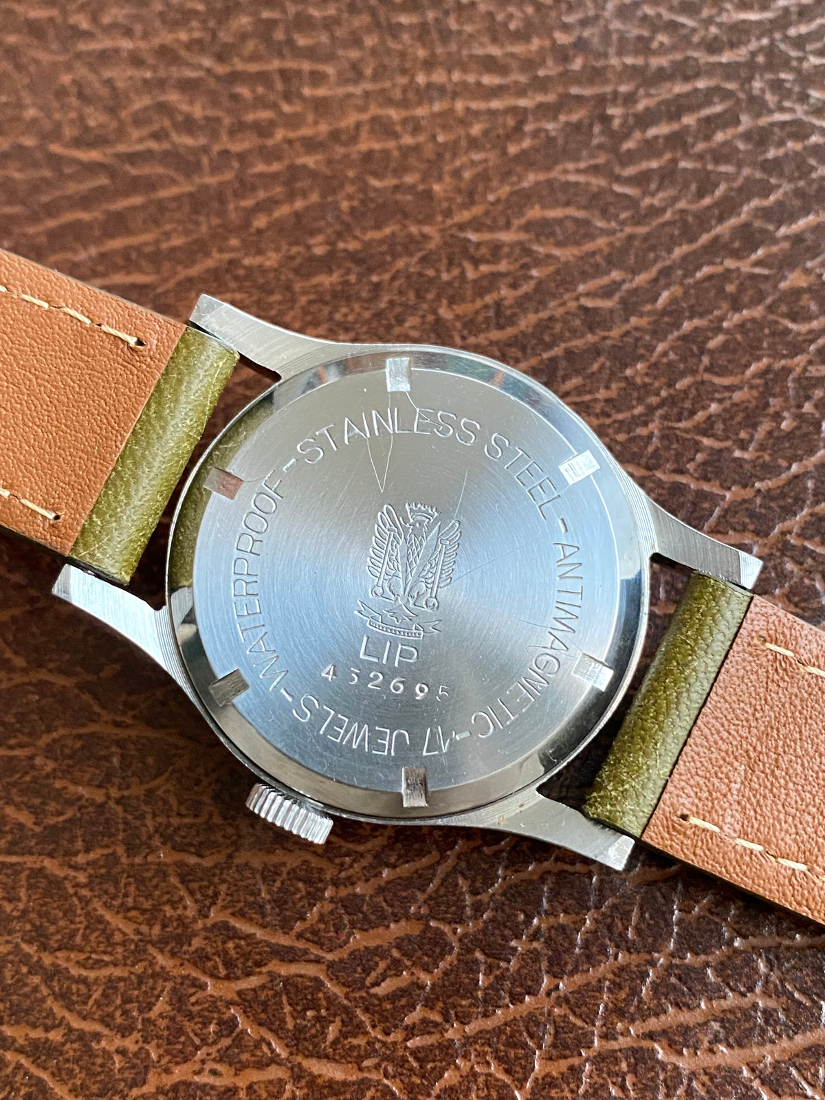 LIP France R25 - Montre Vintage Mécanique Acier 1940