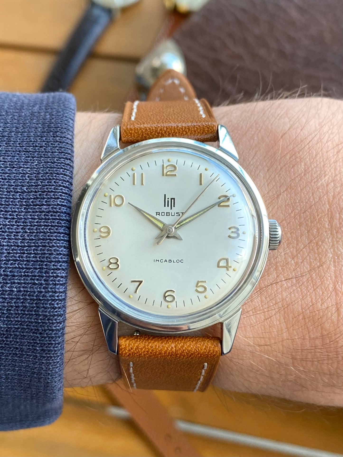 LIP Robust Besançon France - Montre Vintage Mécanique Acier R23 1960