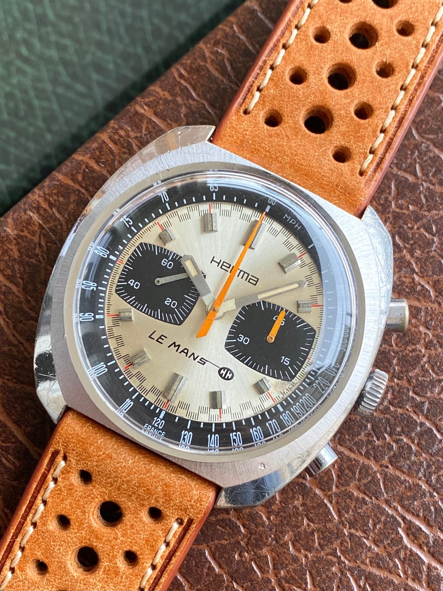Herma Le Mans - Montre Vintage France 24h Course Automobile Racing Chronographe Valjoux 7733 - 1970