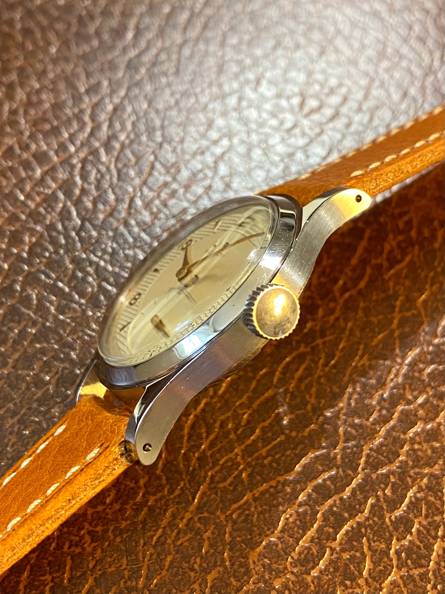LIP Elgiloy PareChoc R25 Montre Vintage Mécanique France 1960