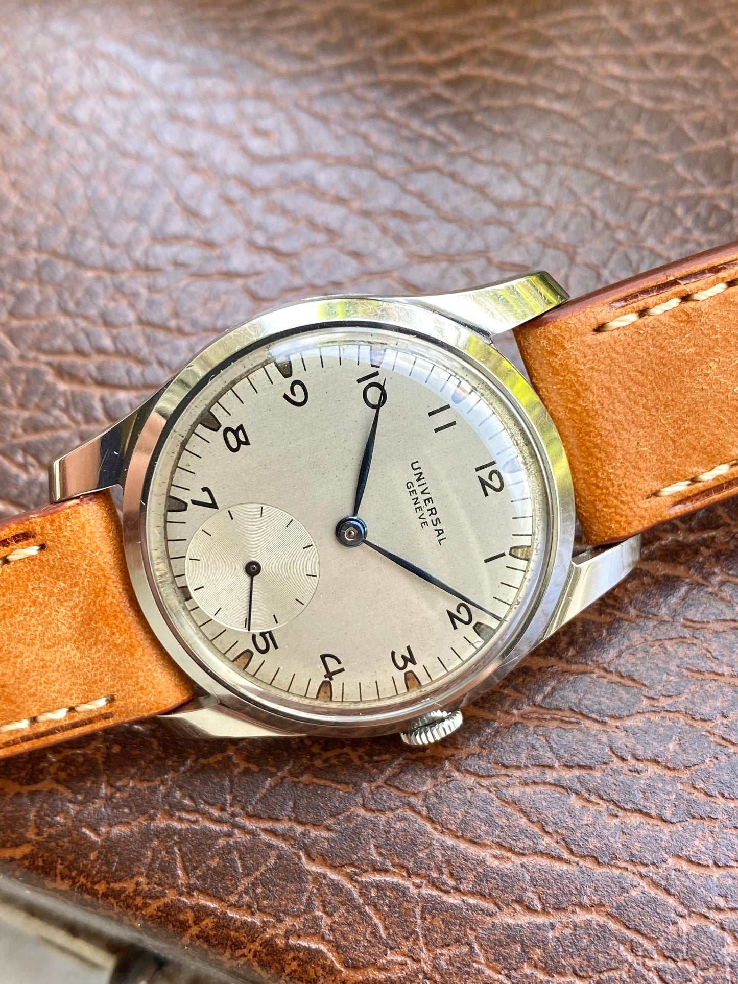 Universal Genève Montre Vintage Mécanique Cal.128 Réf. 212204 - 1954