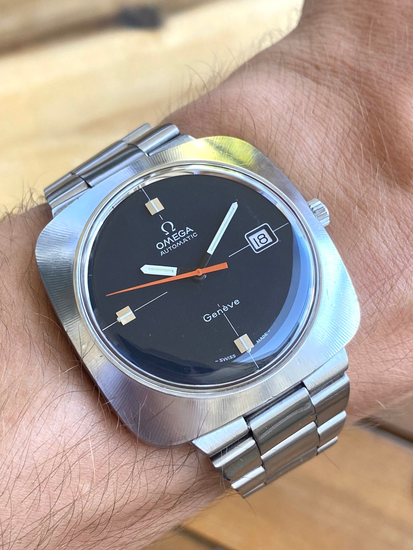 Omega Genève Automatic 166.081 Cal.565 Cadran Noir Racing Montre Vintage Mécanique 1969