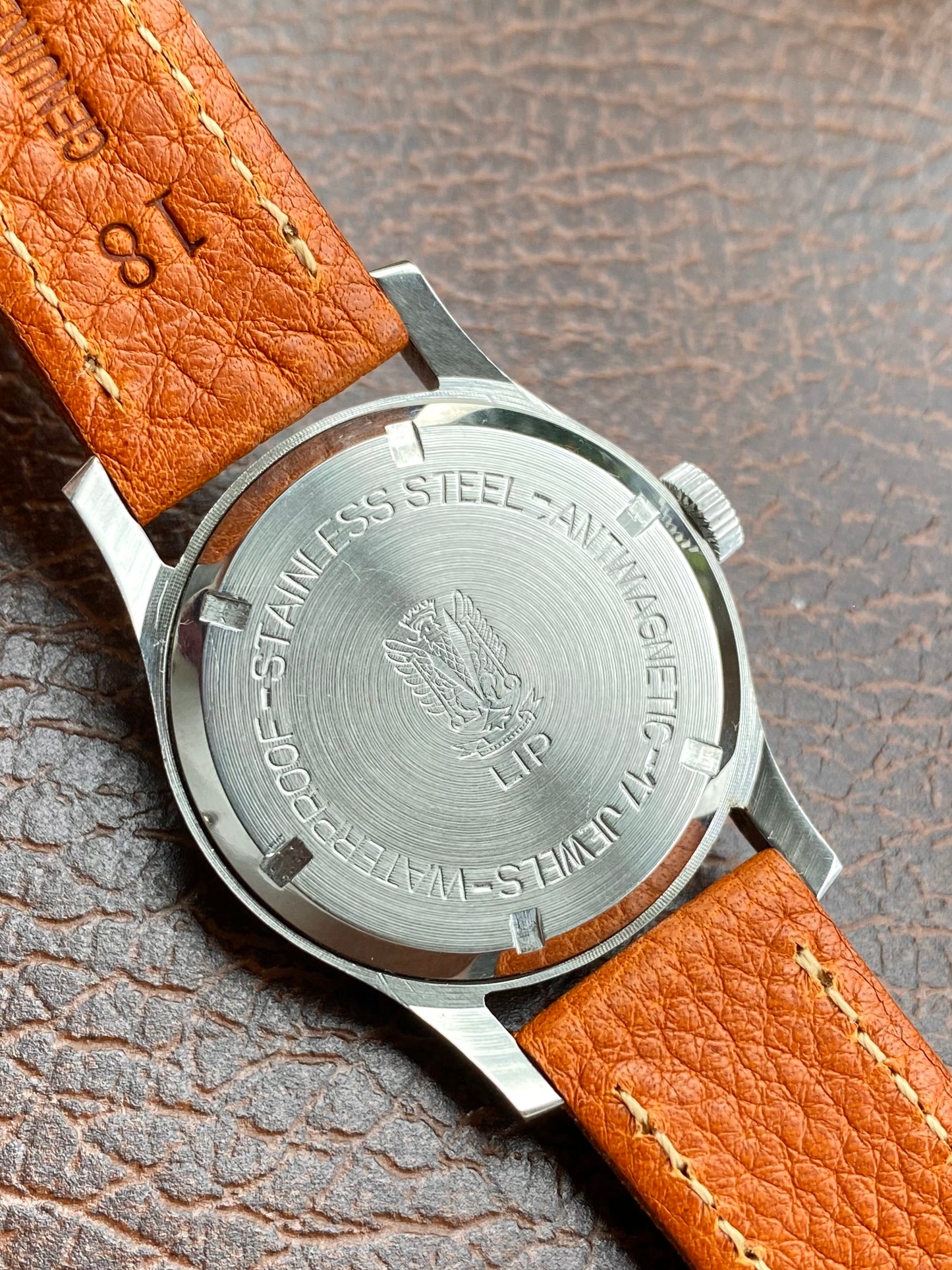 LIP Elgiloy PareChoc R25 Montre Vintage Mécanique France 1960