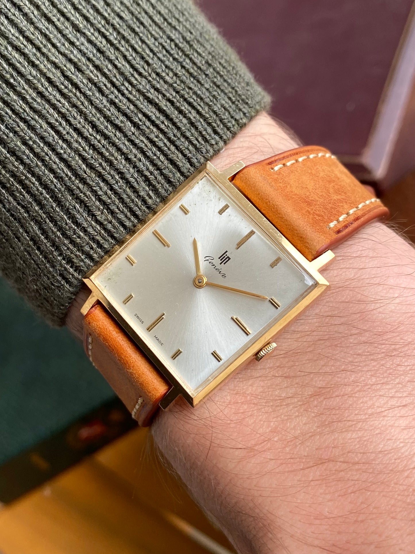 LIP Genève Or Rose 18k 750/1000 - Montre Vintage Carré Mécanique Cal.515 - 1960