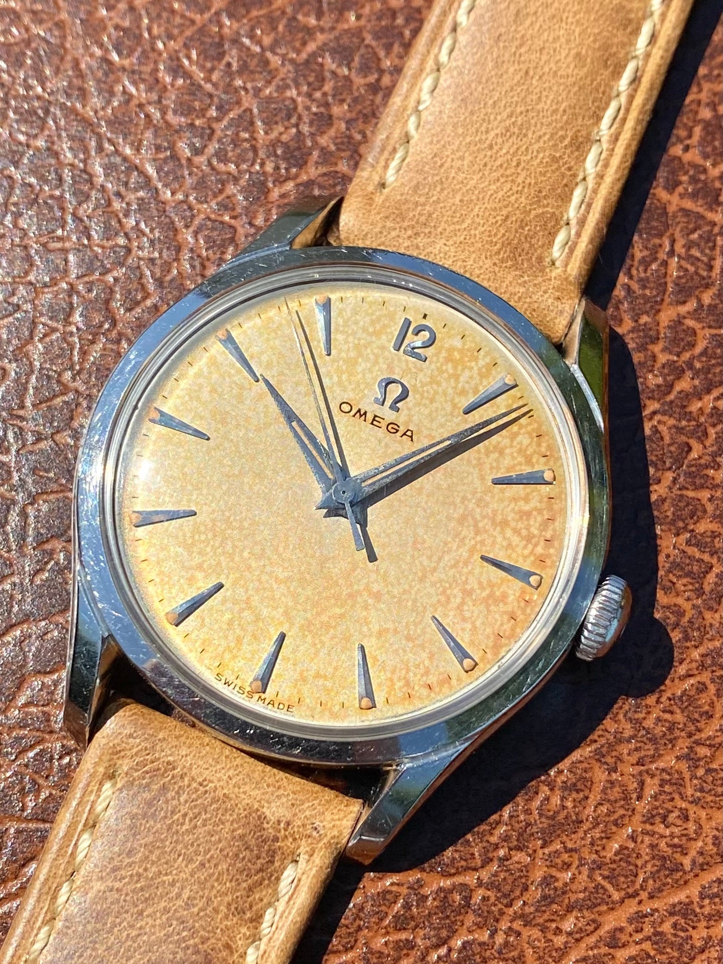 Omega Tropical Réf. 2640 -9SC Montre Vintage Mécanique Cal. 283 - Patine Crème Brûlée - 1952