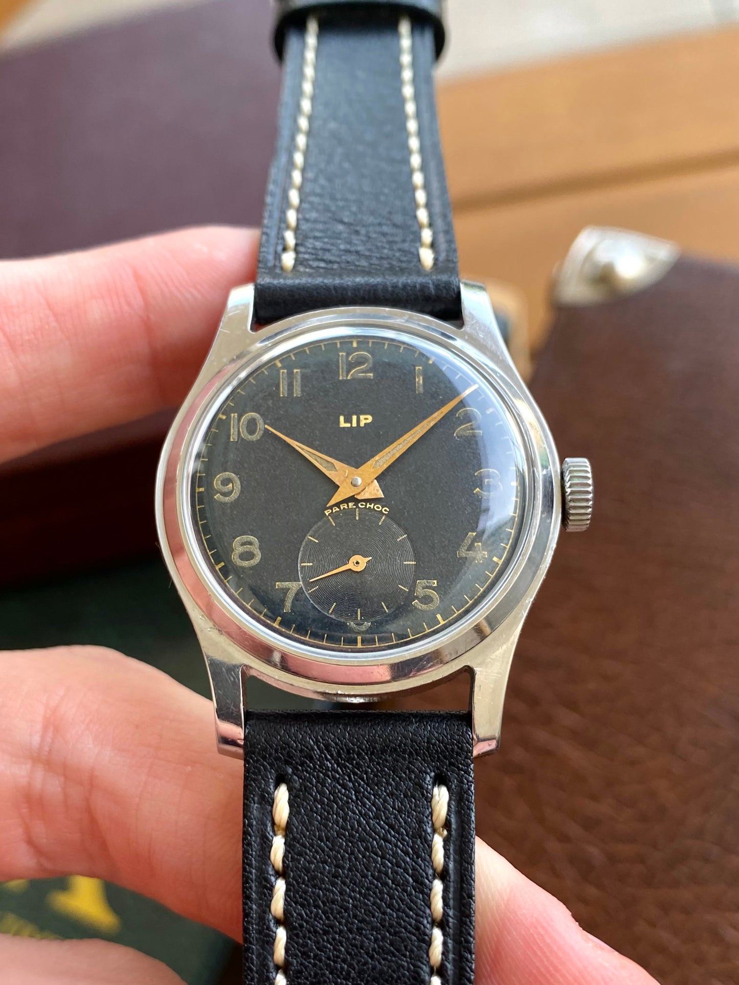 LIP R25 France - Cadran Noir - Montre Vintage Mécanique Militaire en Acier - 1940