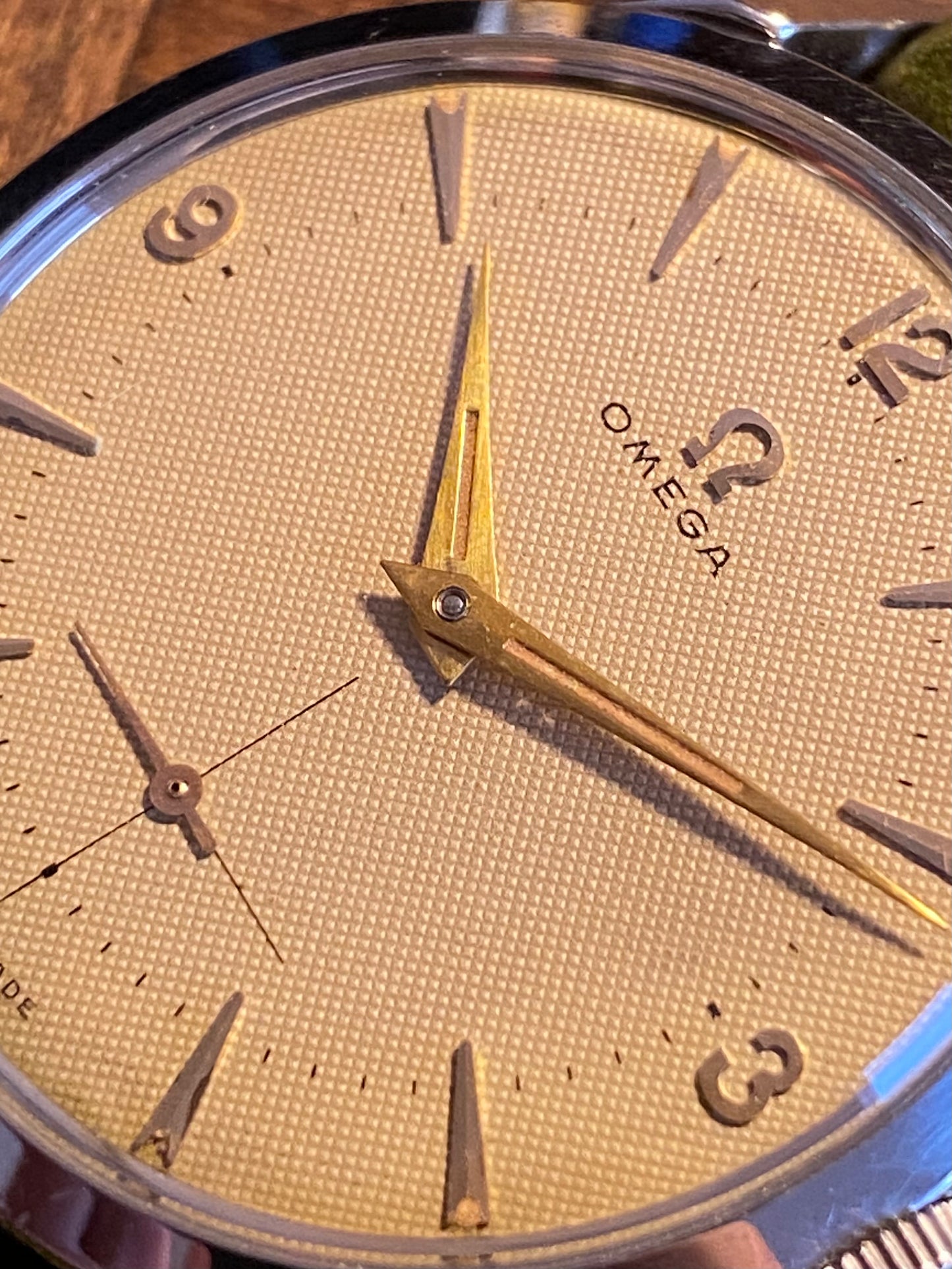 Omega 2605-16 Cadran Nid D’abeille "Honey Comb" Cal.266 Montre Vintage Mécanique 1954