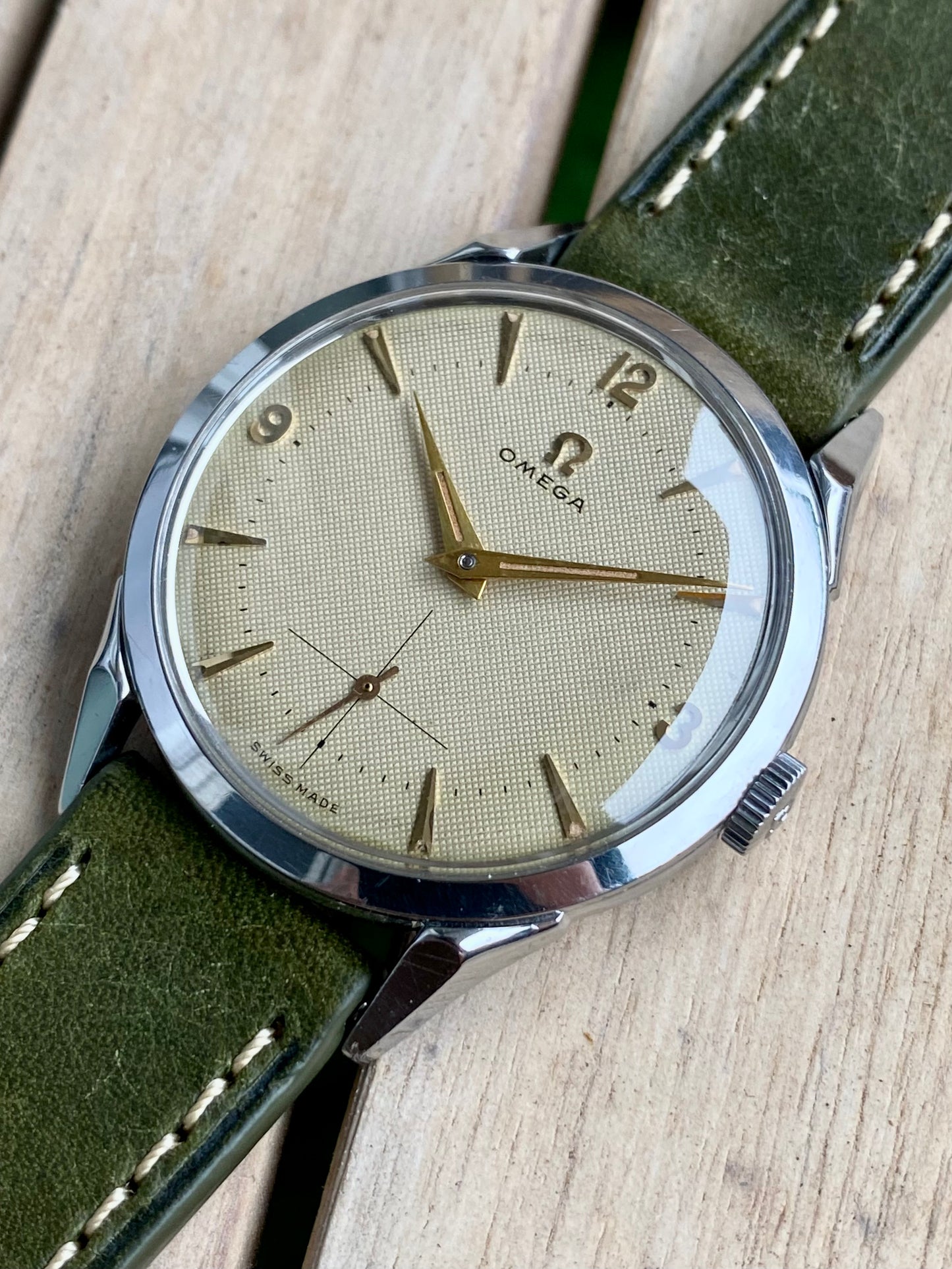 Omega 2605-16 Cadran Nid D’abeille "Honey Comb" Cal.266 Montre Vintage Mécanique 1954