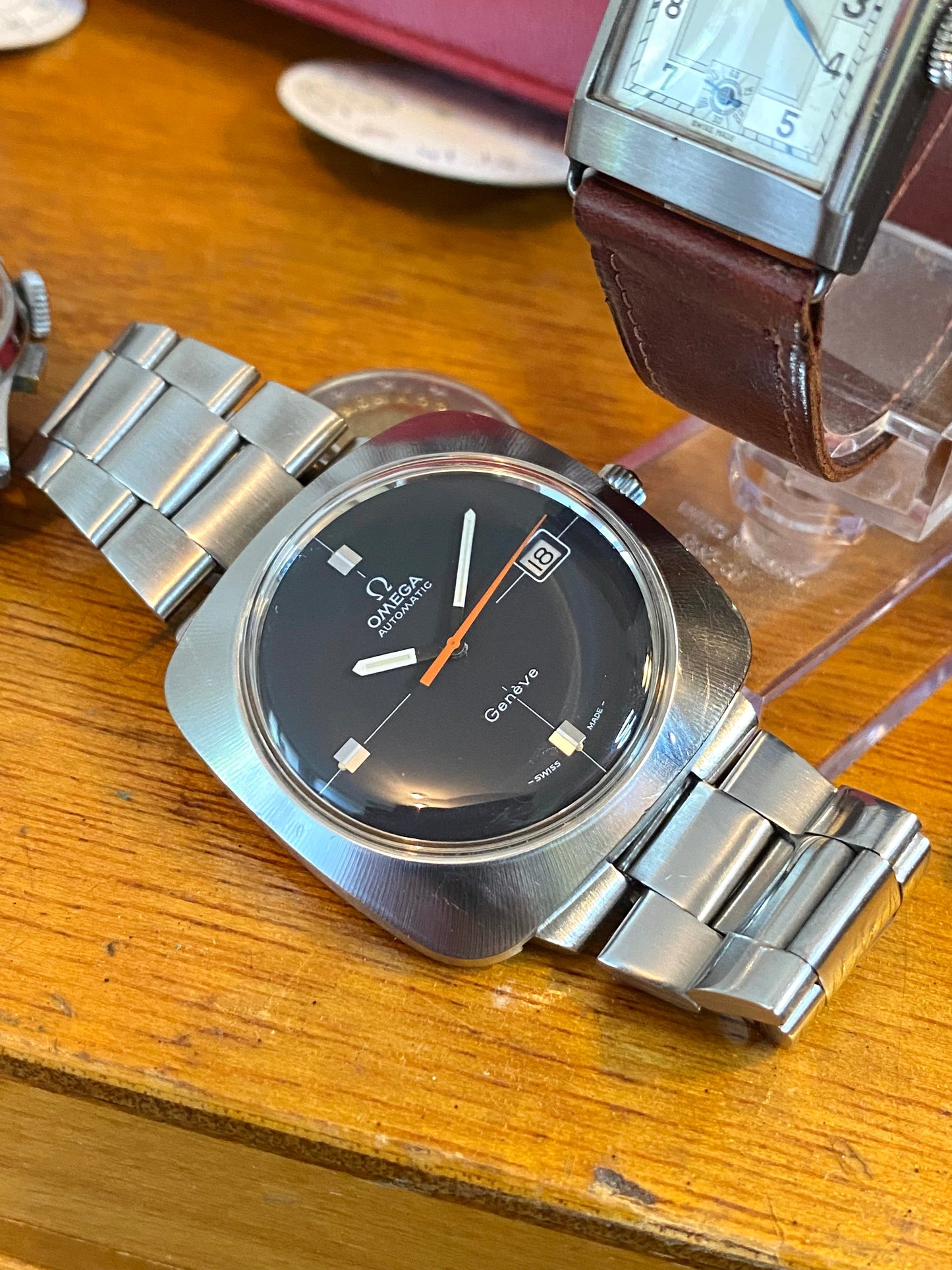 Omega Genève Automatic 166.081 Cal.565 Cadran Noir Racing Montre Vintage Mécanique 1969