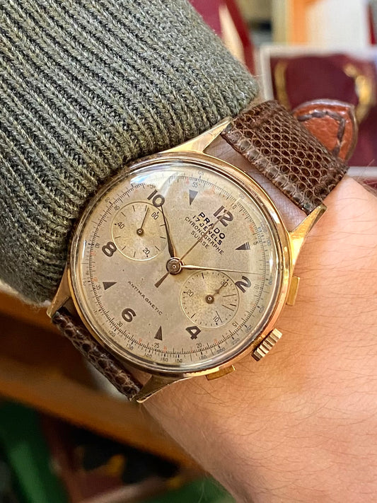 Lot de Deux Articles : Prado Chronographe Suisse & Oméga Bumper Automatic 1944