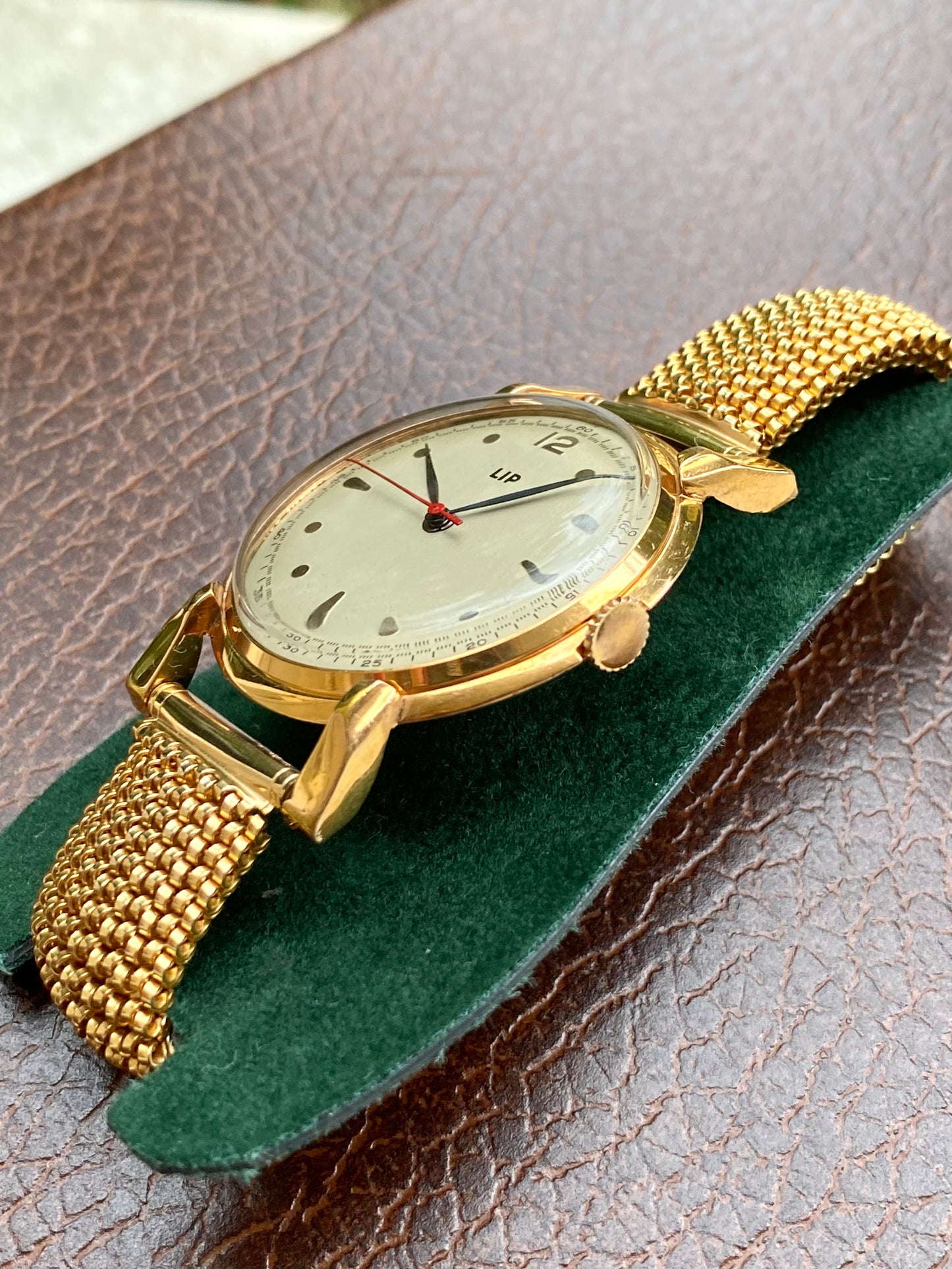 LIP Jumbo Size Montre Vintage Mécanique Plaqué Or R25 1960