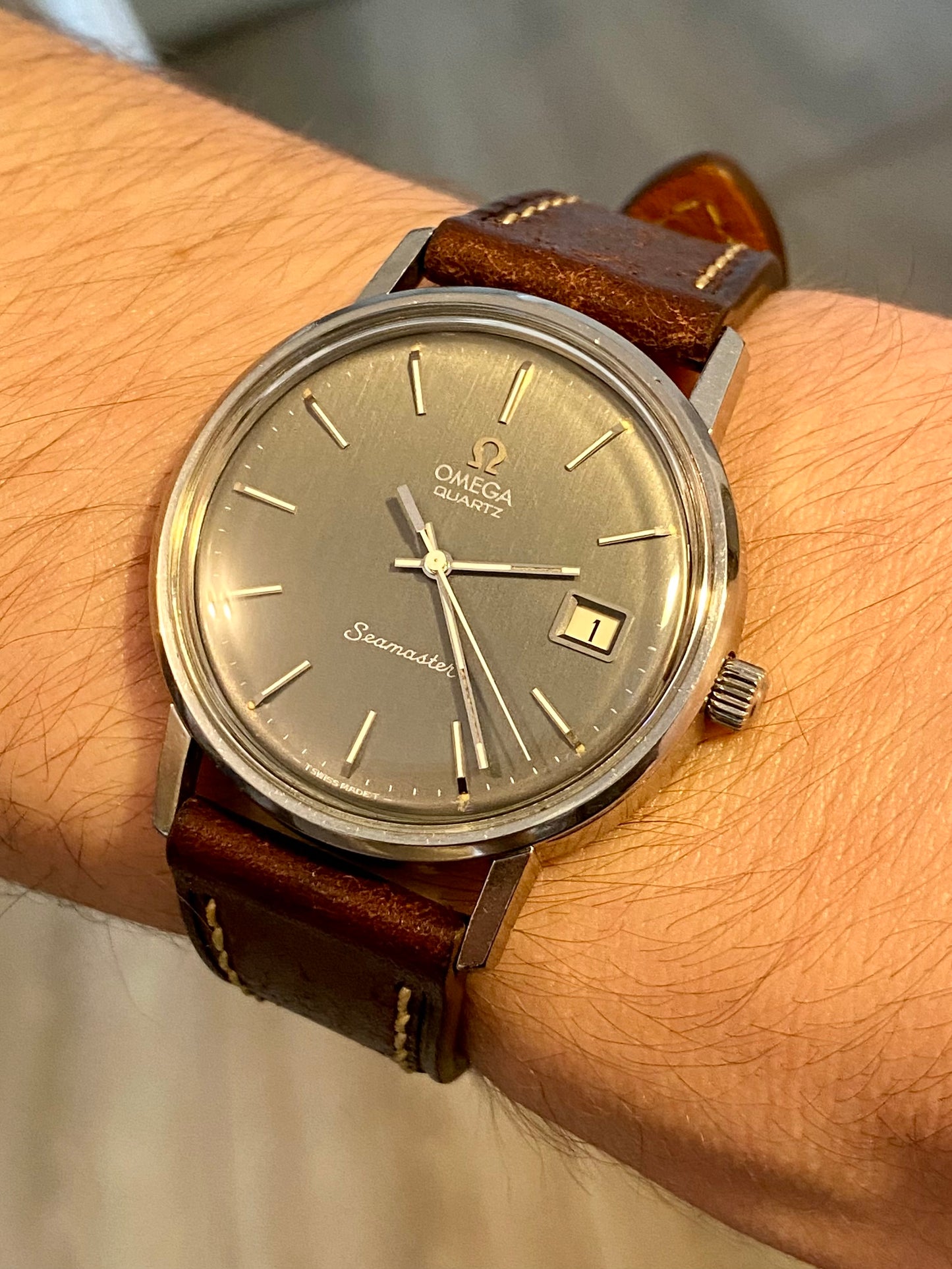 Omega Seamaster Quartz Cal.1342 Réf.196.0079 Montre Vintage Cadran Noir 1980