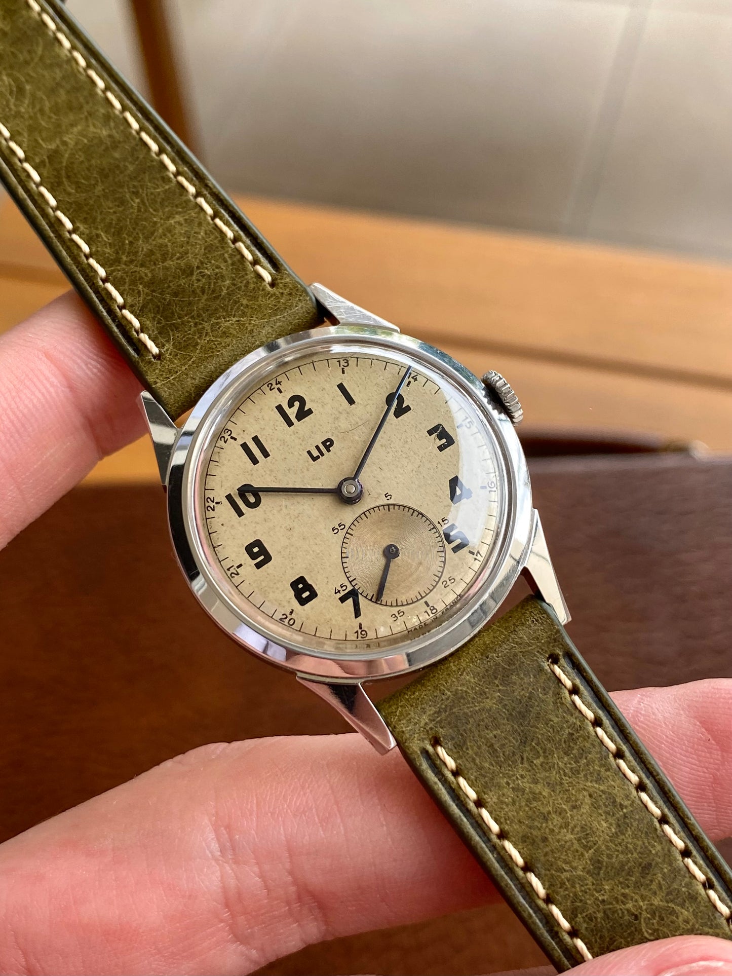 LIP "Made In France" R25 en Acier - Montre Vintage Mécanique Militaire 1940