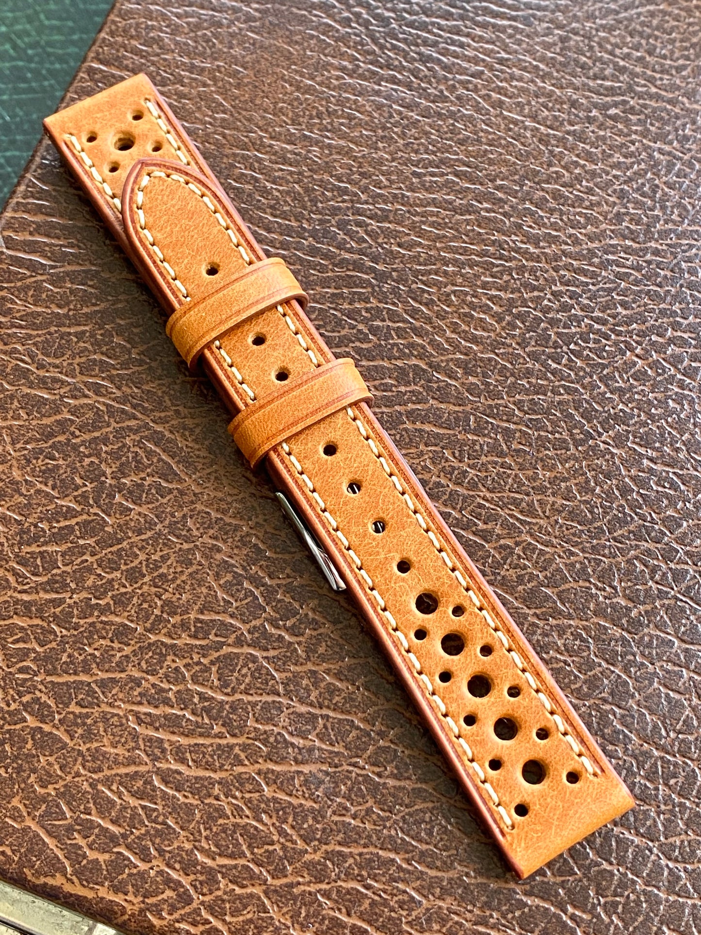 Bracelet de Montre Vintage - BRUN Rallye Sport 18mm - Cuir Véritable Ajouré