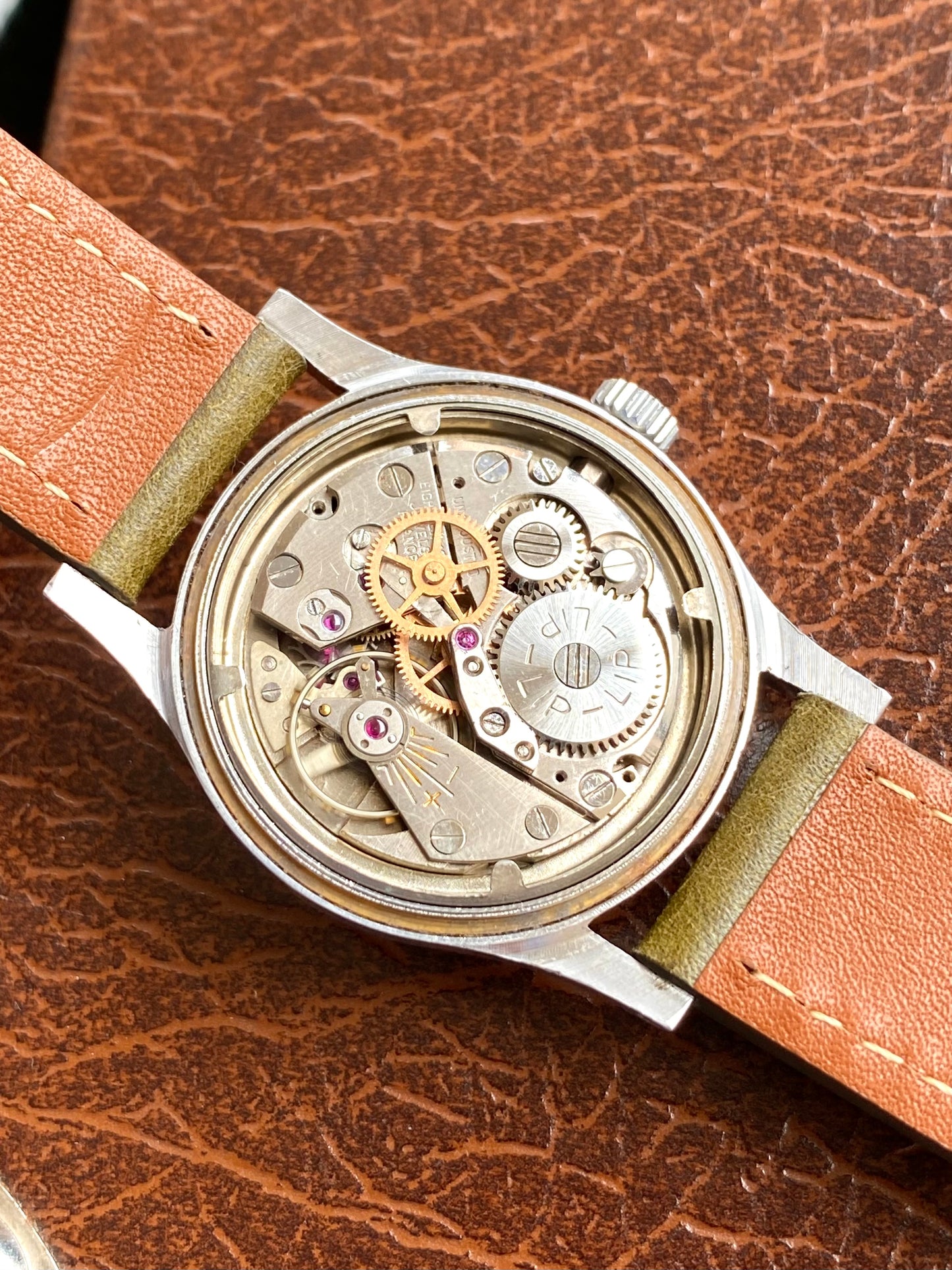 LIP R25 Made In France - Montre Militaire (Civile) Mécanique Vintage - R25 1940