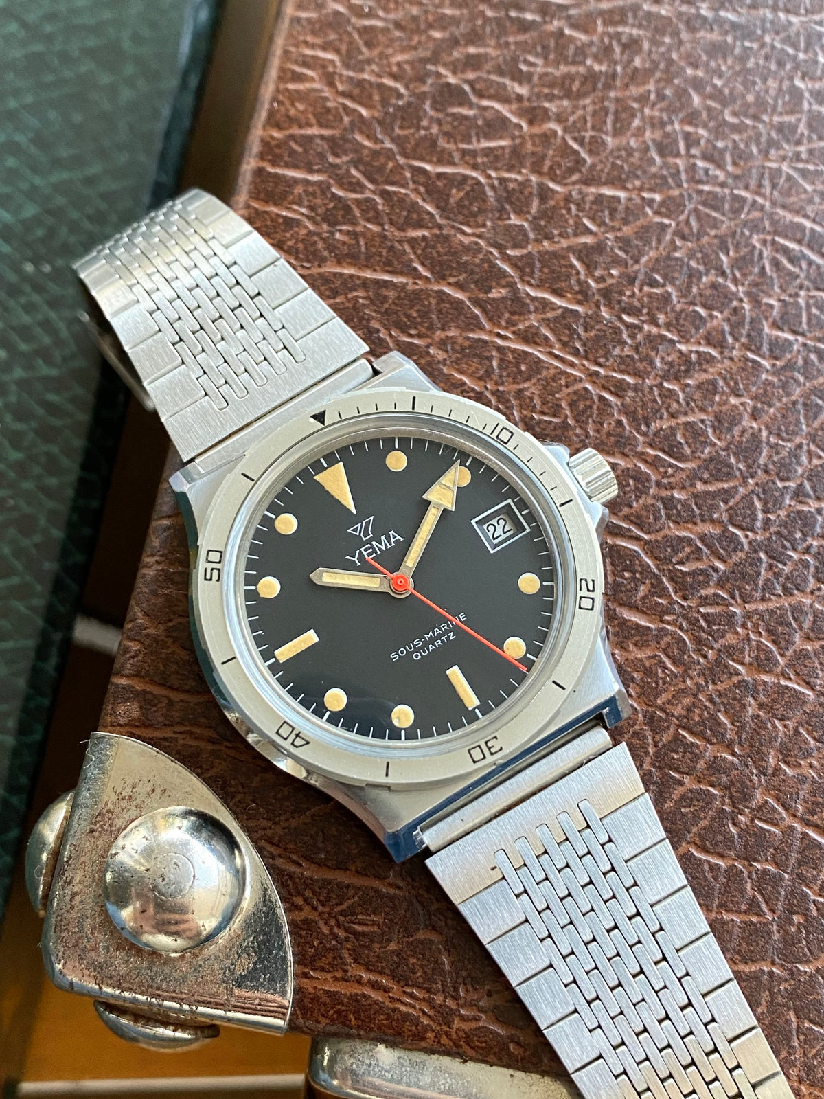 Yema France Sous-Marine - FE6121 Montre Vintage Quartz 1980