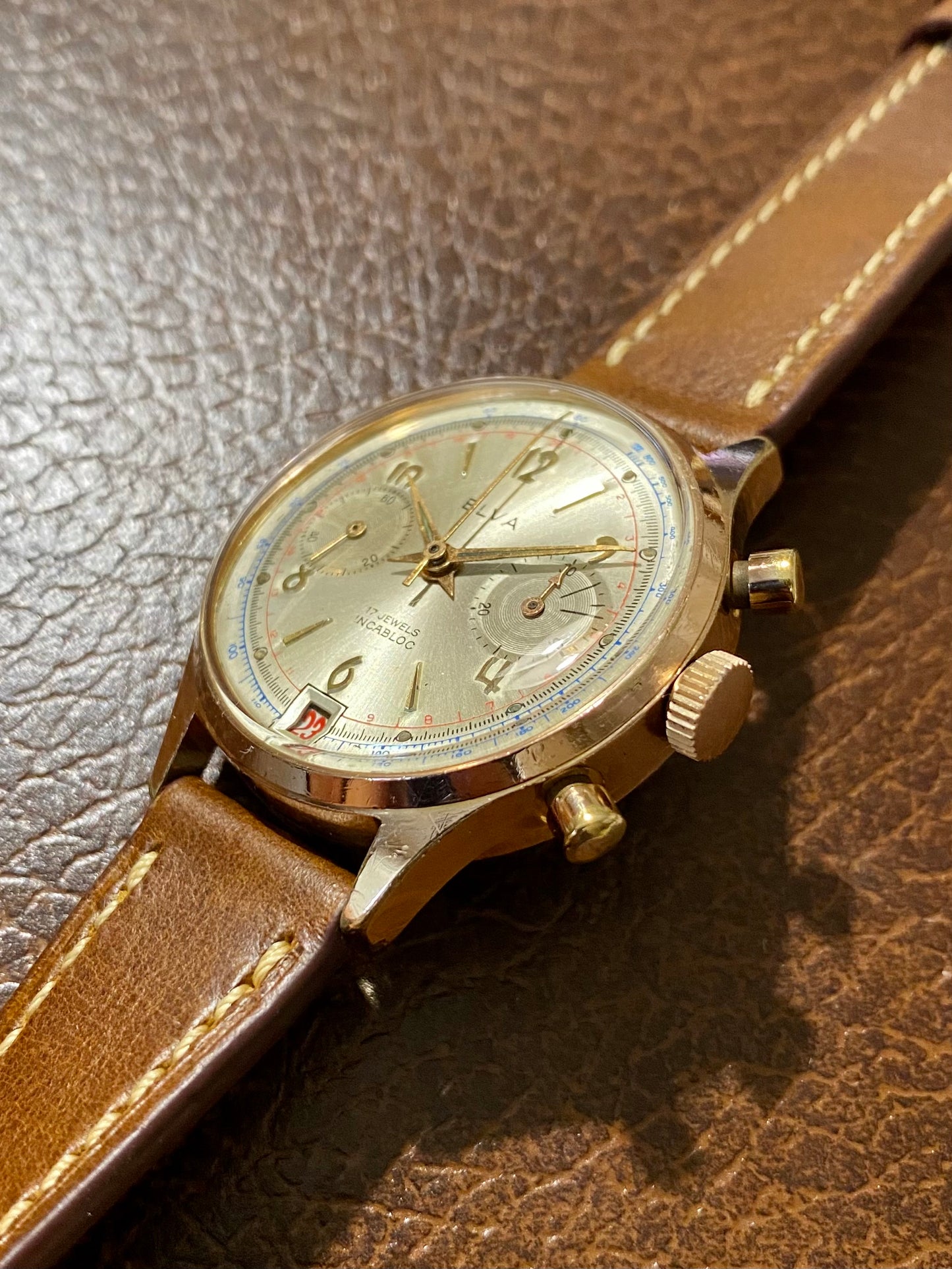Elva Chronograph Landeron 187 Montre Vintage Mécanique 1960