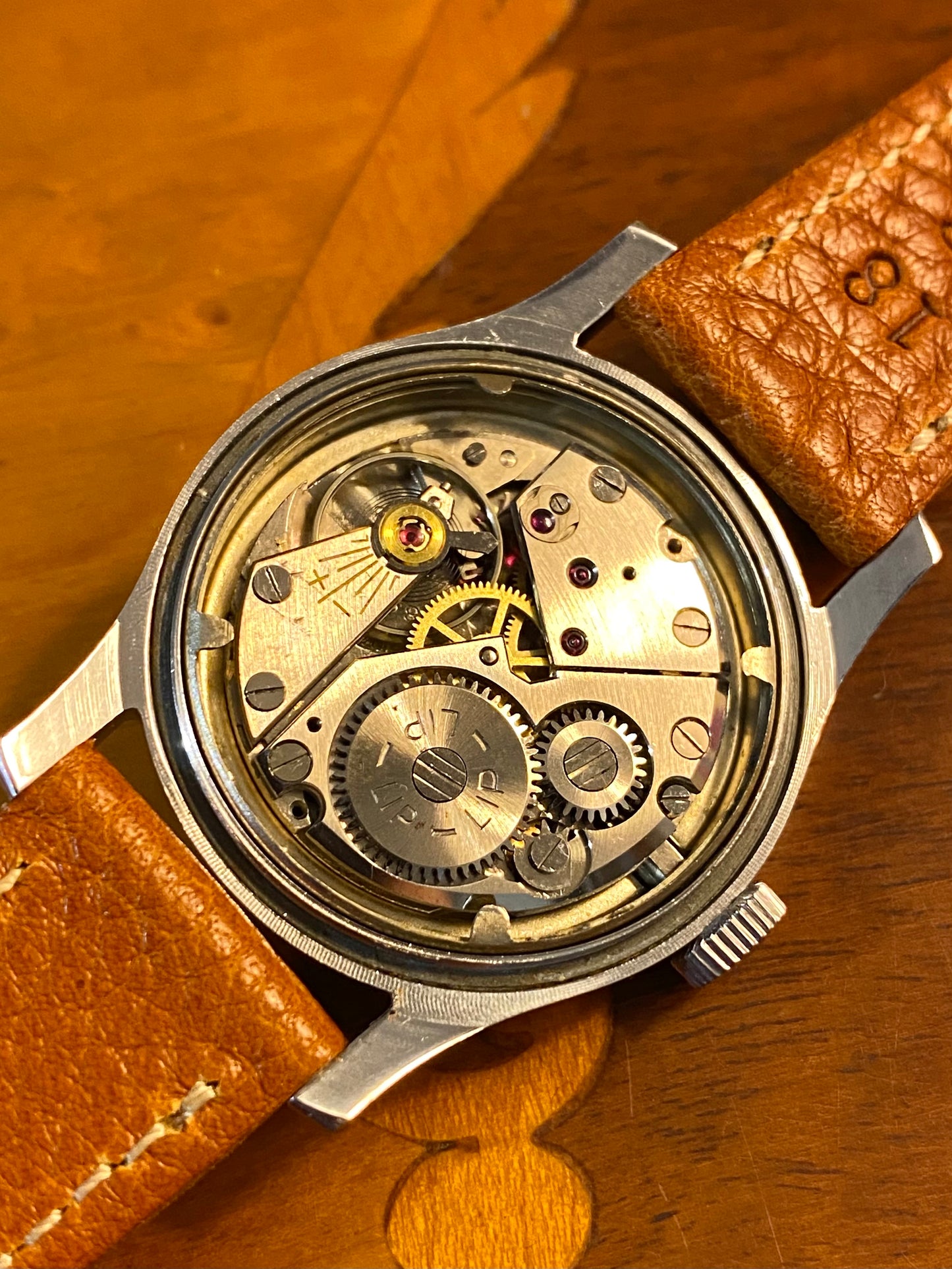 LIP Elgiloy PareChoc R25 Montre Vintage Mécanique France 1960