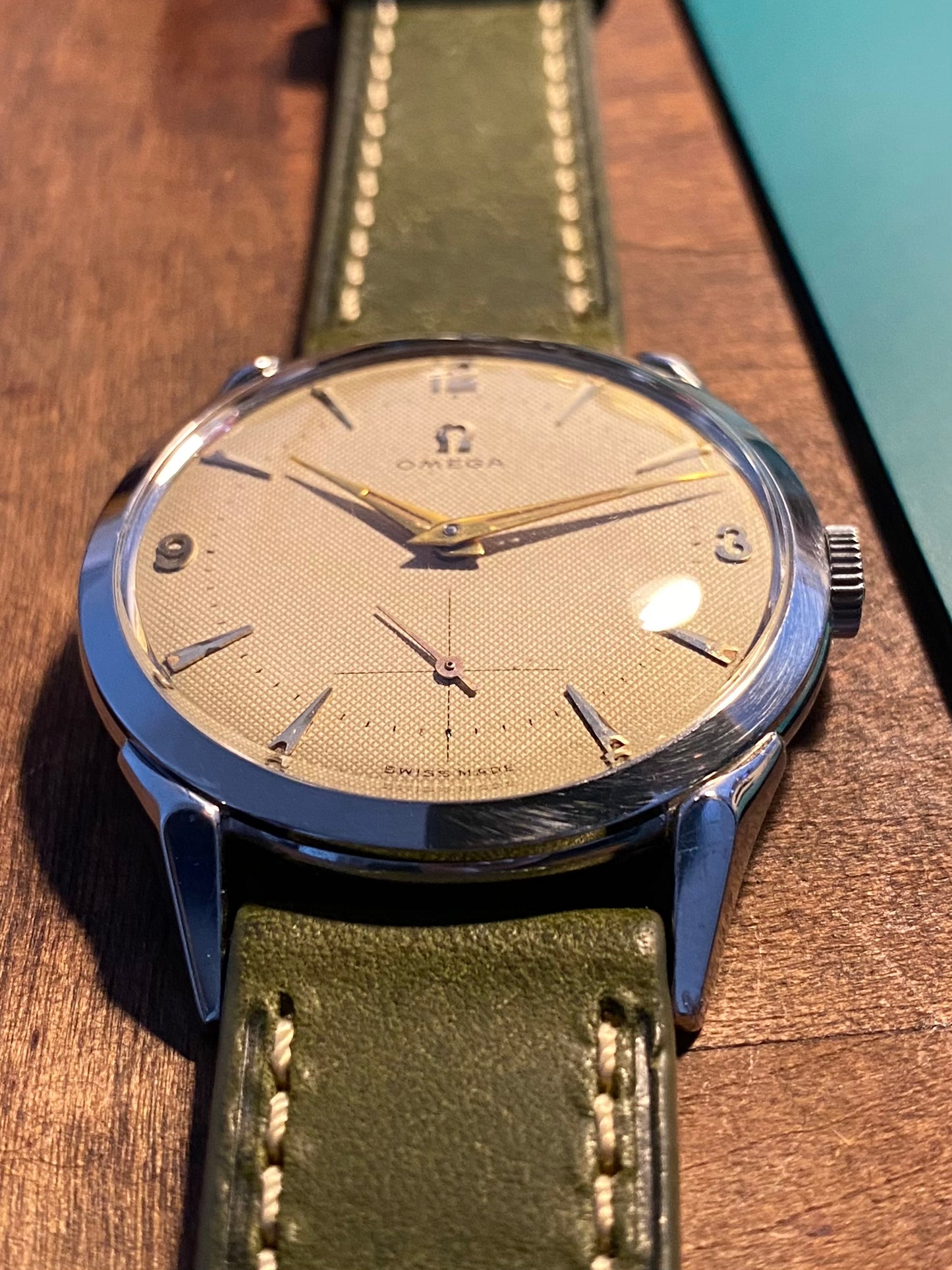Omega 2605-16 Cadran Nid D’abeille "Honey Comb" Cal.266 Montre Vintage Mécanique 1954