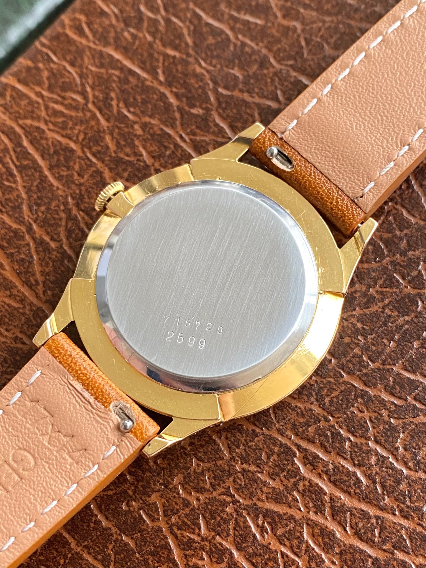 Baume & Mercier 2599 Montre Vintage Mécanique Extra-Plate Plaqué Or BM1050 - 1960