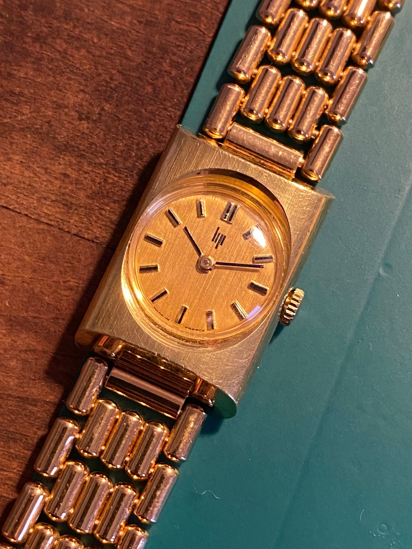 Montre Femme LIP Mécanique Plaqué Or 1960