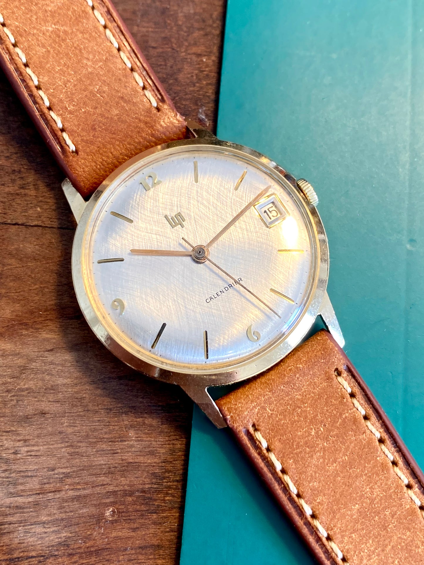 LIP Calendrier Or Jaune 18k 750/1000 Montre Vintage Mécanique R017 1960