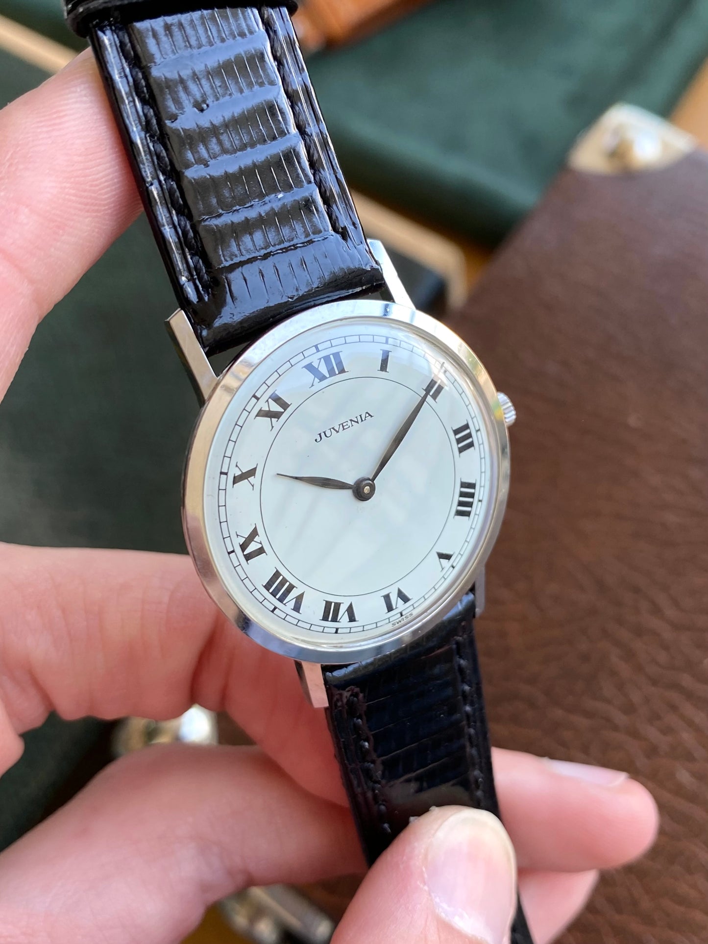 Juvenia Swiss Extra Plate DressWatch - Montre Vintage Mécanique Cal.602 - 1960