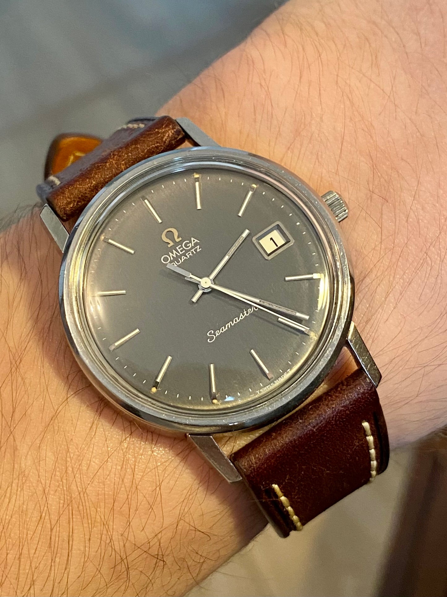 Omega Seamaster Quartz Cal.1342 Réf.196.0079 Montre Vintage Cadran Noir 1980
