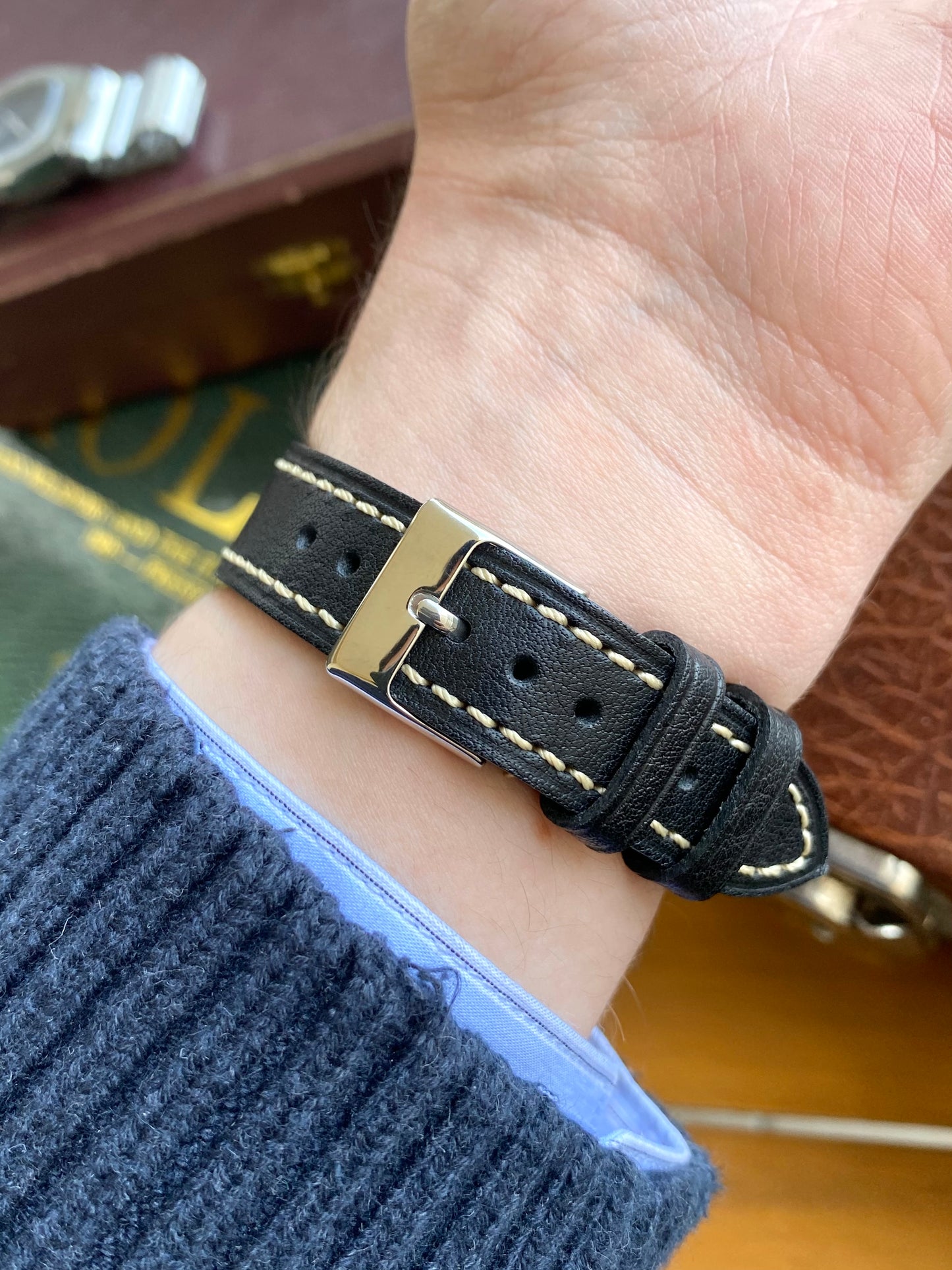 LIP R25 France - Cadran Noir - Montre Vintage Mécanique Militaire en Acier - 1940