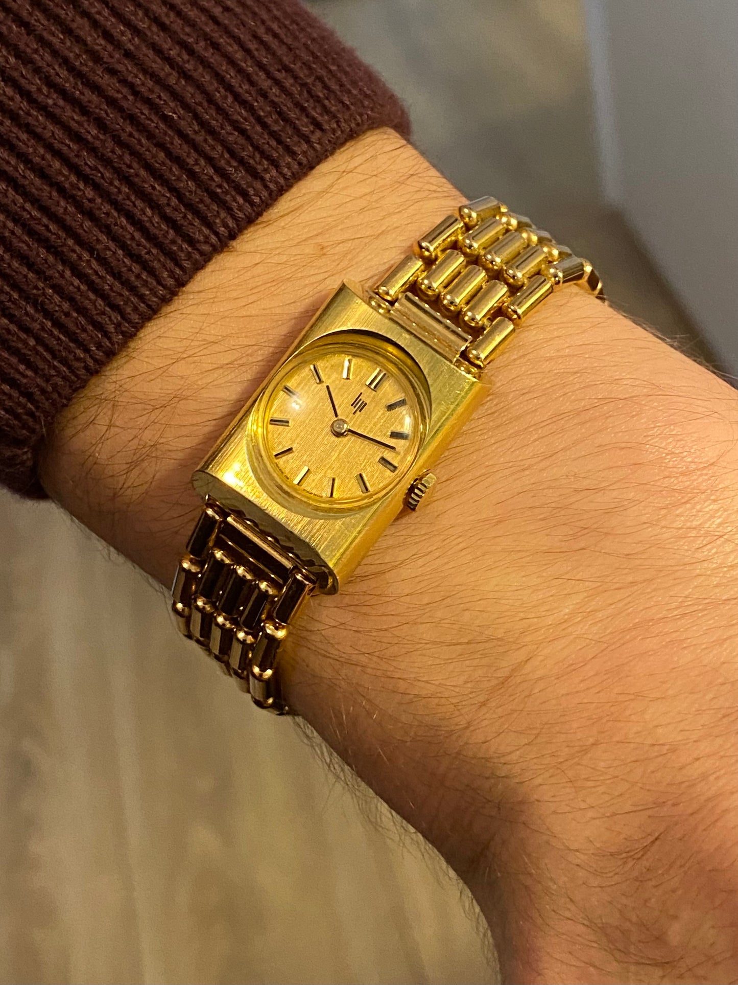 Montre Femme LIP Mécanique Plaqué Or 1960