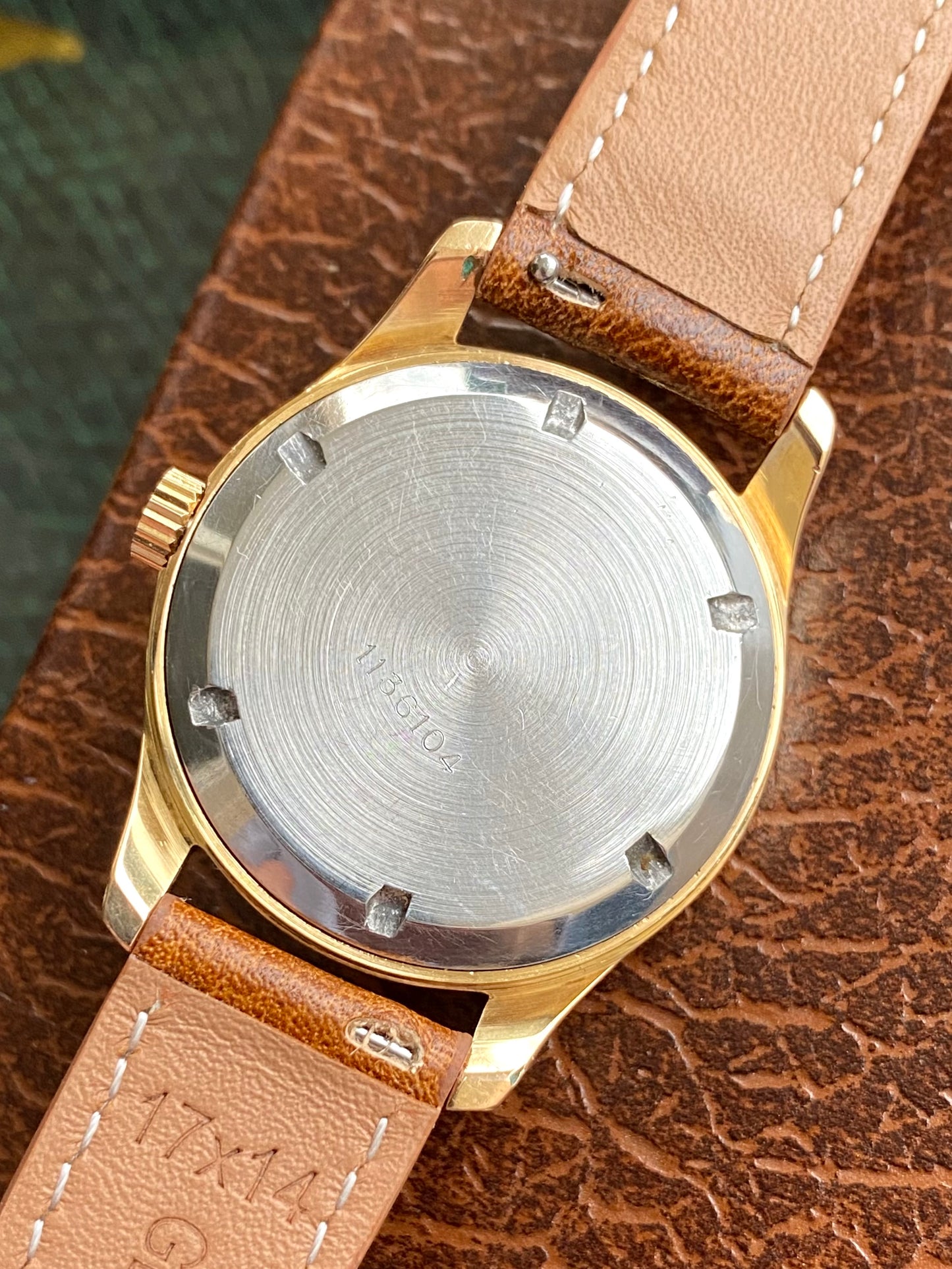 Zenith Cal. 106-50-6 Montre Vintage Mécanique Plaqué Or 1960