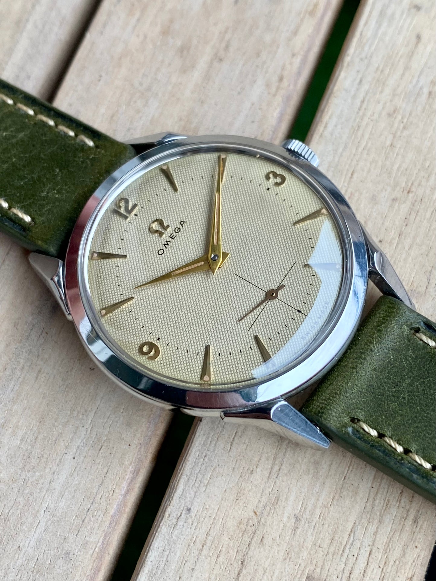 Omega 2605-16 Cadran Nid D’abeille "Honey Comb" Cal.266 Montre Vintage Mécanique 1954