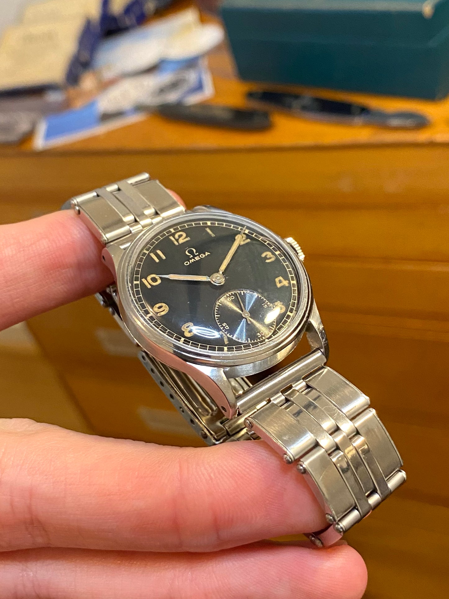 Omega Militaire WWII Cadran Noir Réf. 2190 Cal. 30t2 - Montre Vintage Mécanique 1945