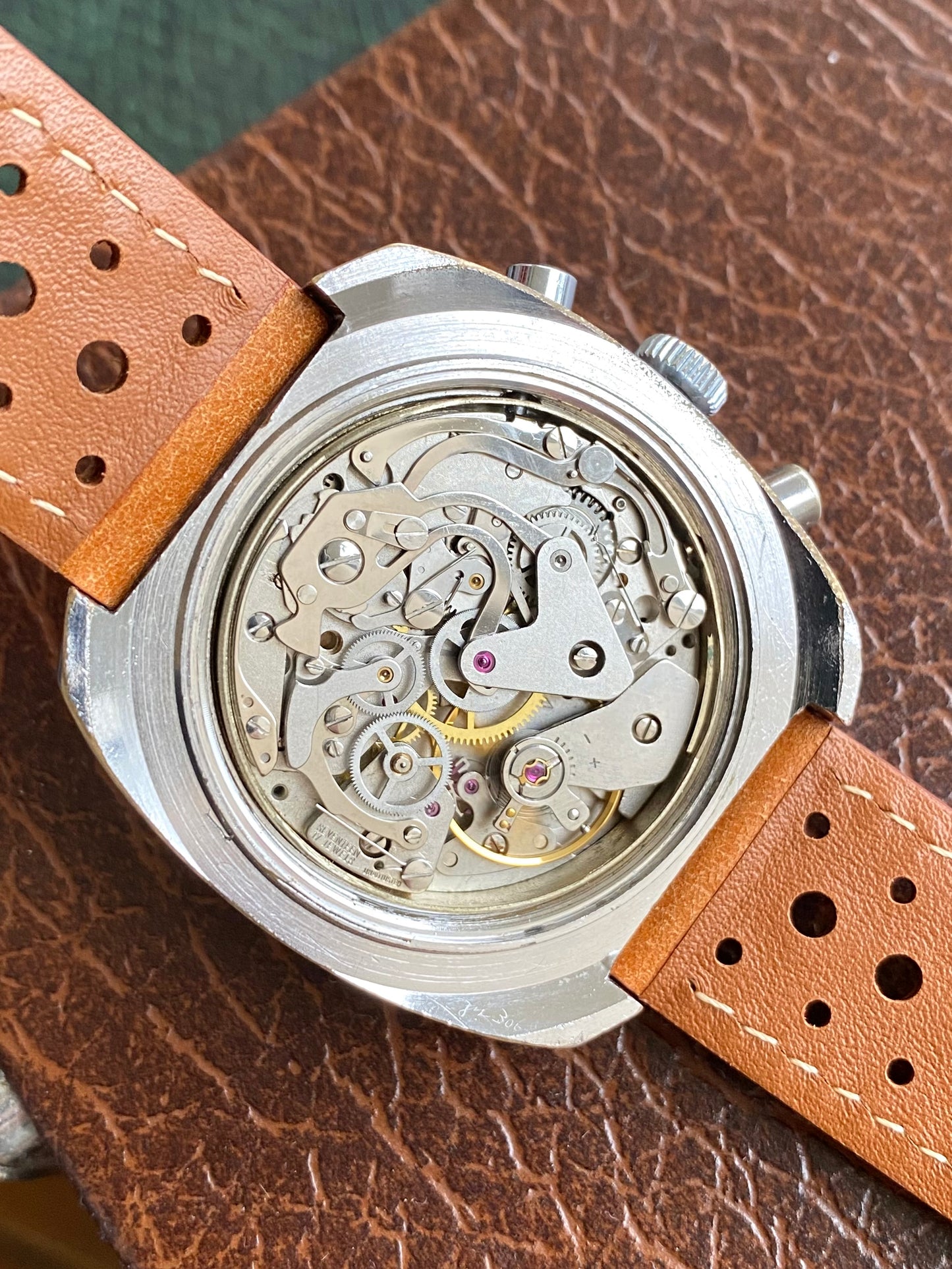 Herma Le Mans - Montre Vintage France 24h Course Automobile Racing Chronographe Valjoux 7733 - 1970