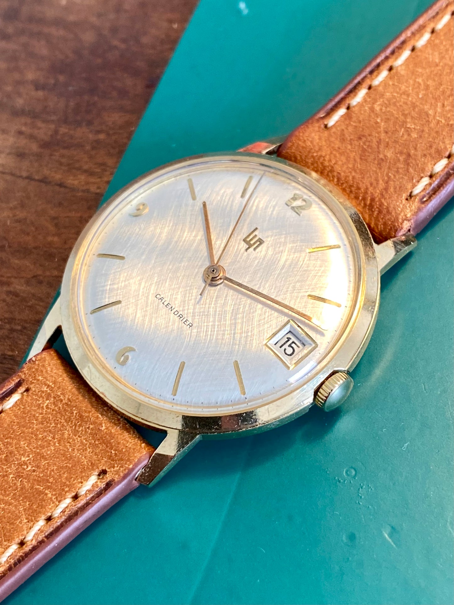 LIP Calendrier Or Jaune 18k 750/1000 Montre Vintage Mécanique R017 1960