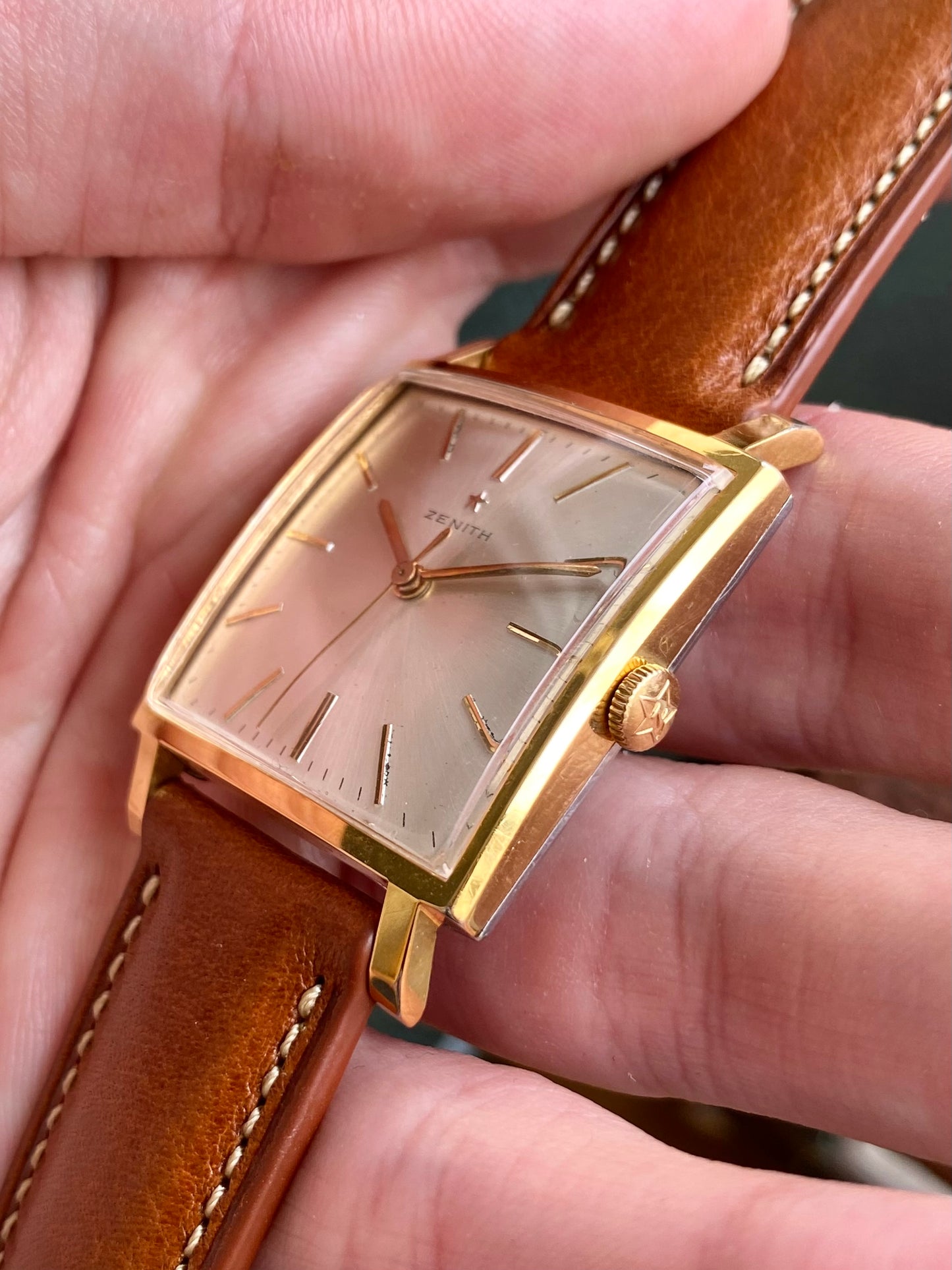 Zenith Montre Suisse Vintage Mécanique Plaqué Or Boitier Carré 1960