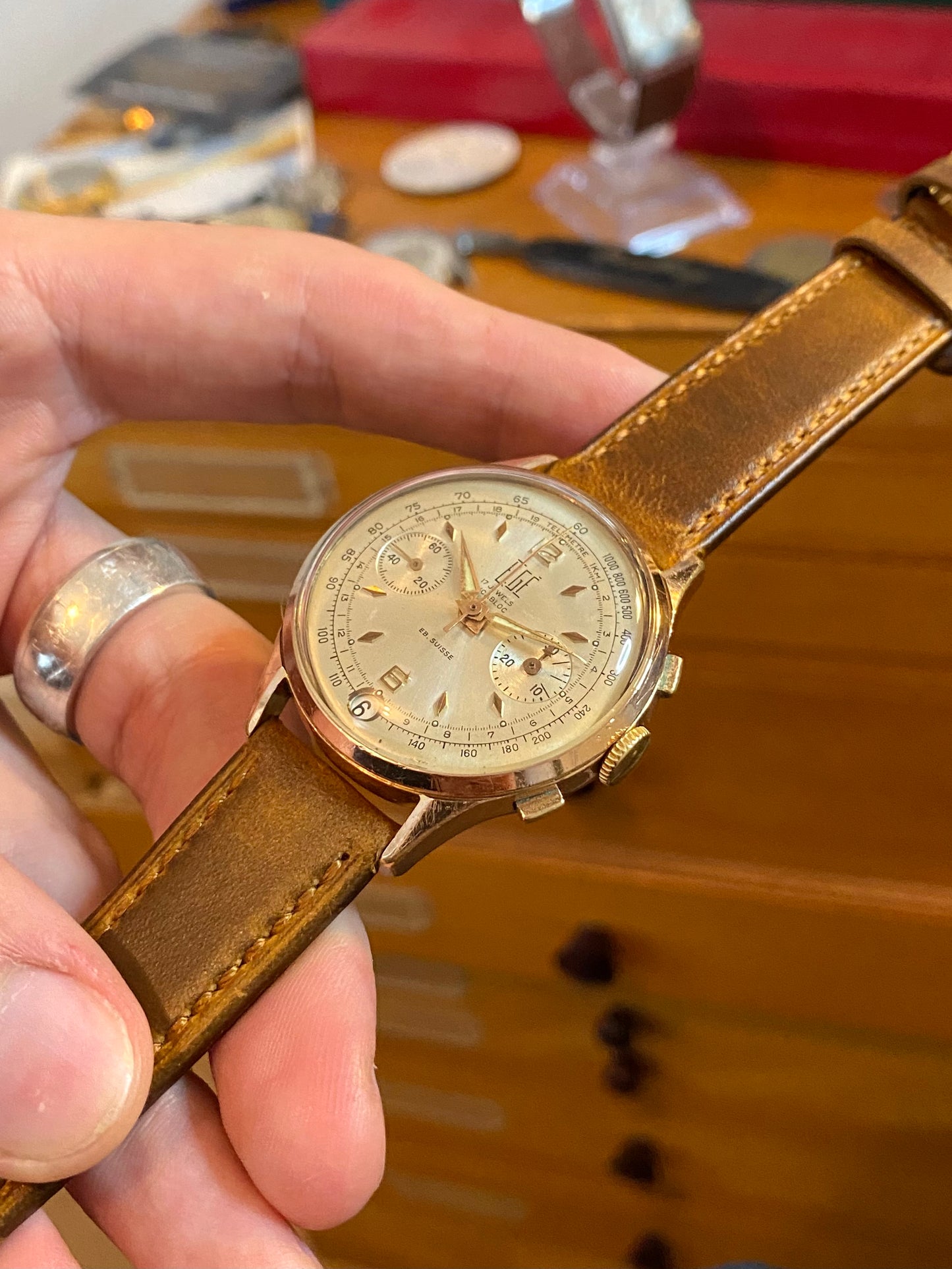 Elgé Ébauche Suisse Chronographe - Montre Vintage Mécanique Plaqué Or Landeron 187 - 1960