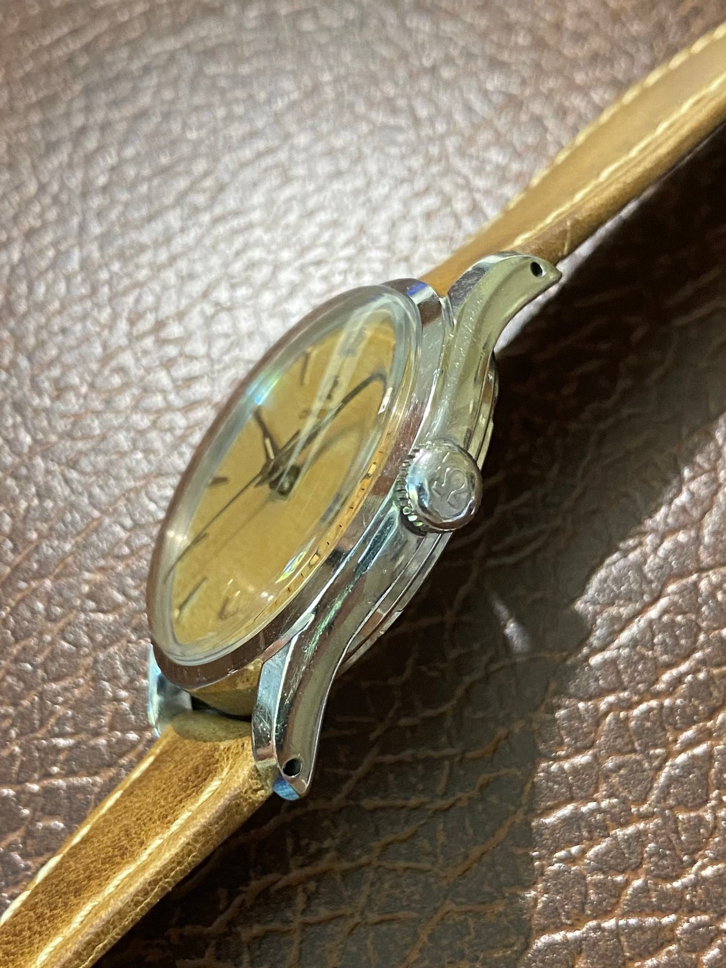 Omega Tropical Réf. 2640 -9SC Montre Vintage Mécanique Cal. 283 - Patine Crème Brûlée - 1952