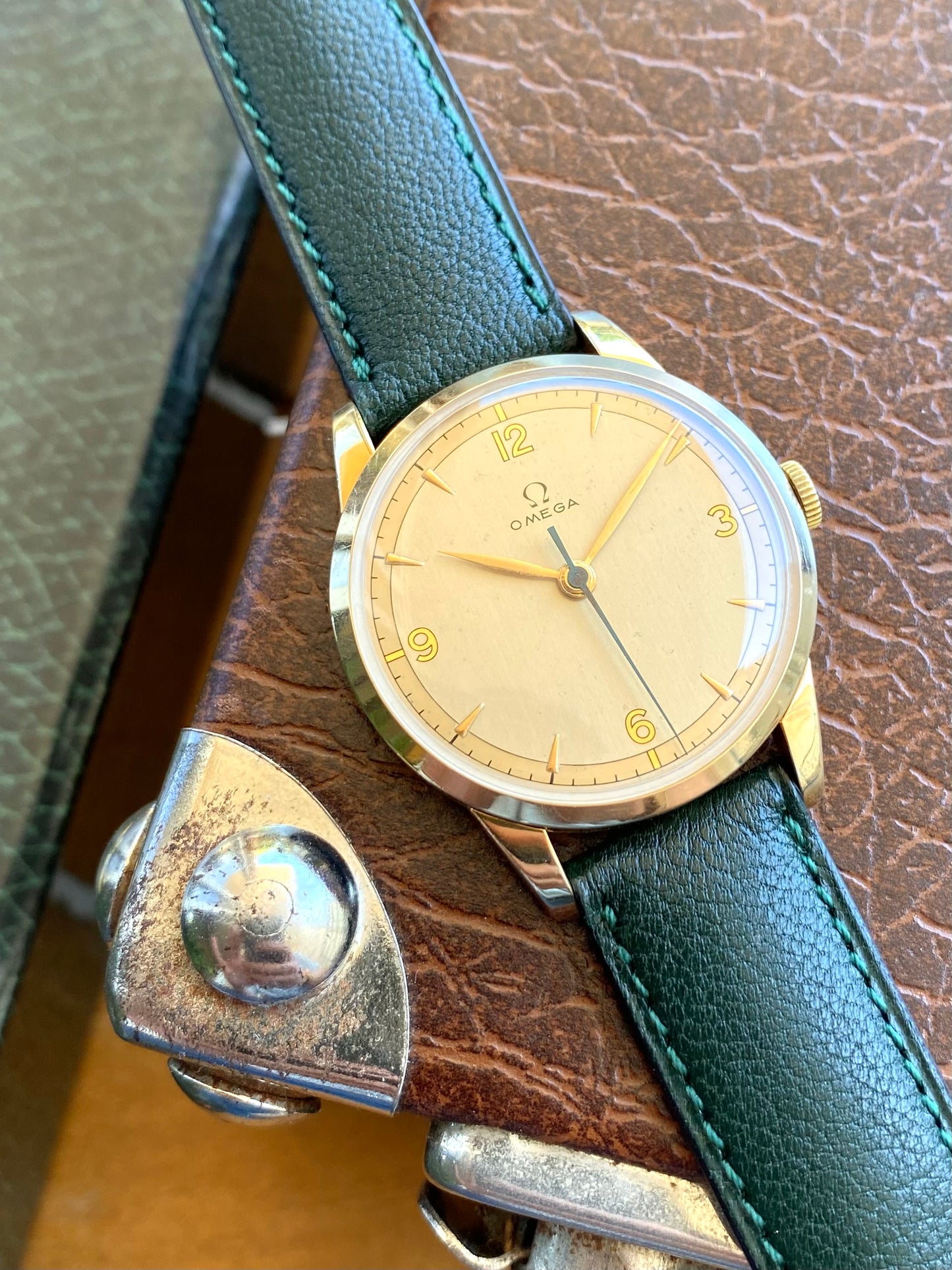 Omega Ref. 2513-2 Plaqué Or 80 Microns - Montre Vintage Mécanique Cal.283 - 1949 + Boucle
