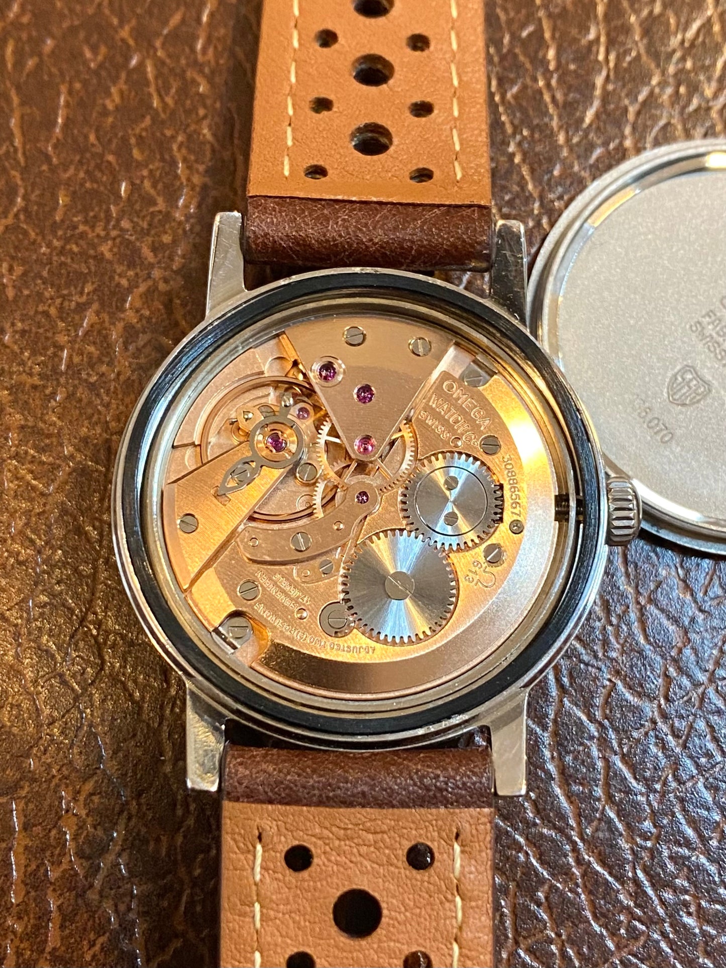Omega Genève Ref. 136.070 Cal.613 Montre Vintage Mécanique 1969