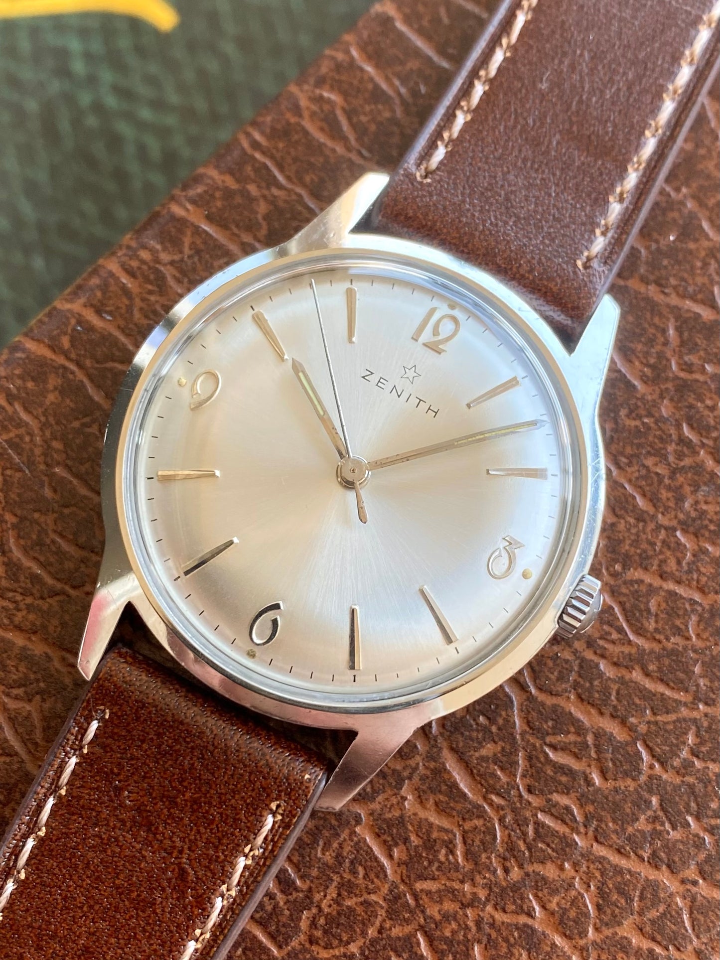 Zenith Montre Vintage Mécanique Cal.2542 Acier 1960