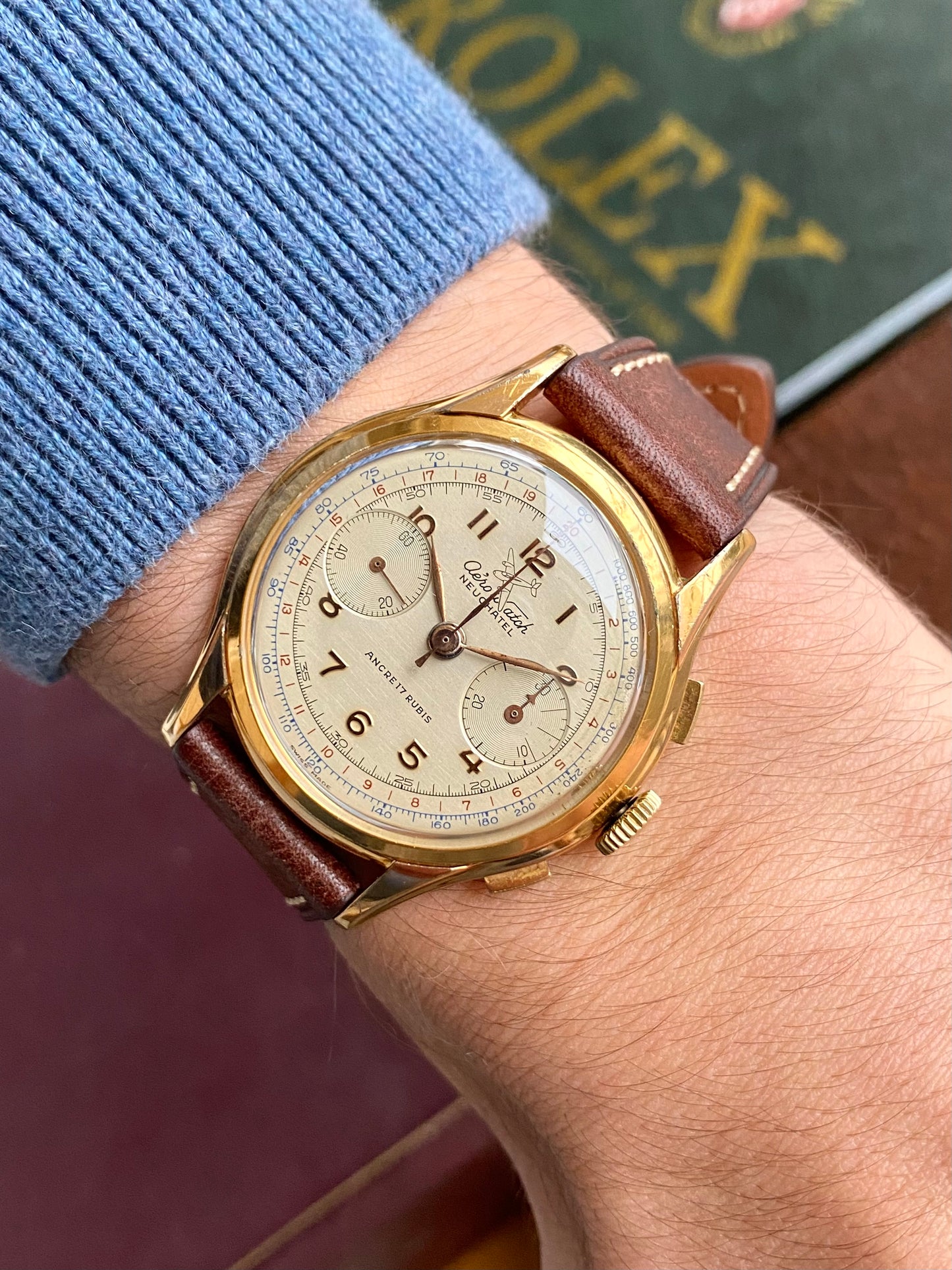 AéroWatch Montre Vintage Chronographe Suisse Plaqué Or - Mecanique Landeron 48 - 1950