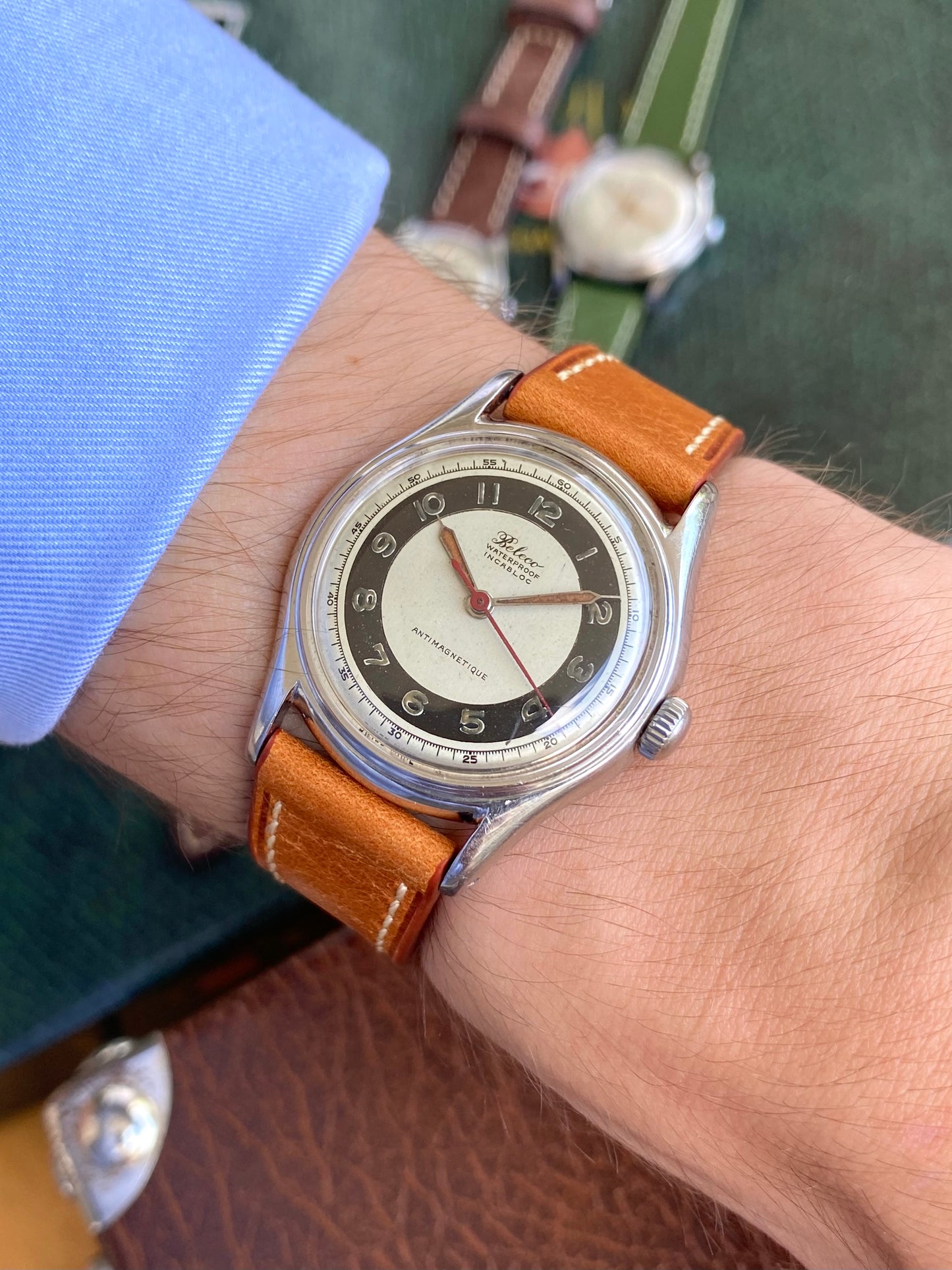 Beleco Montre Vintage Suisse Cadran Tuxedo - Mouvement mécanique 1940